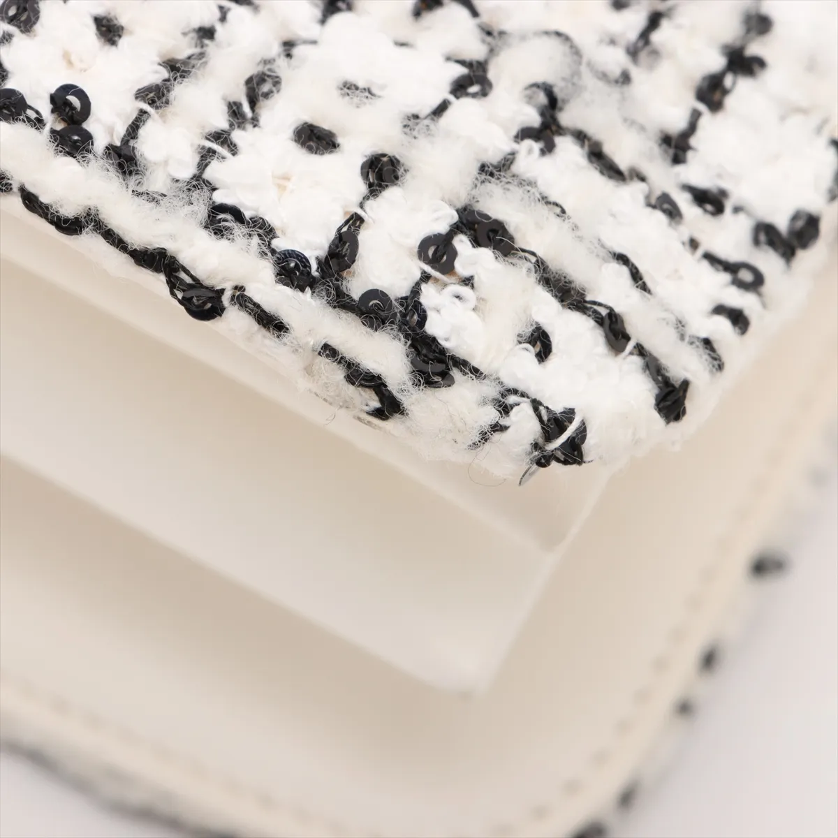 Cocomark Tweed x Sequins 2WAY Shoulder Bag White x Black Gold Hardware XH6GHT8A Random Plate — view 15