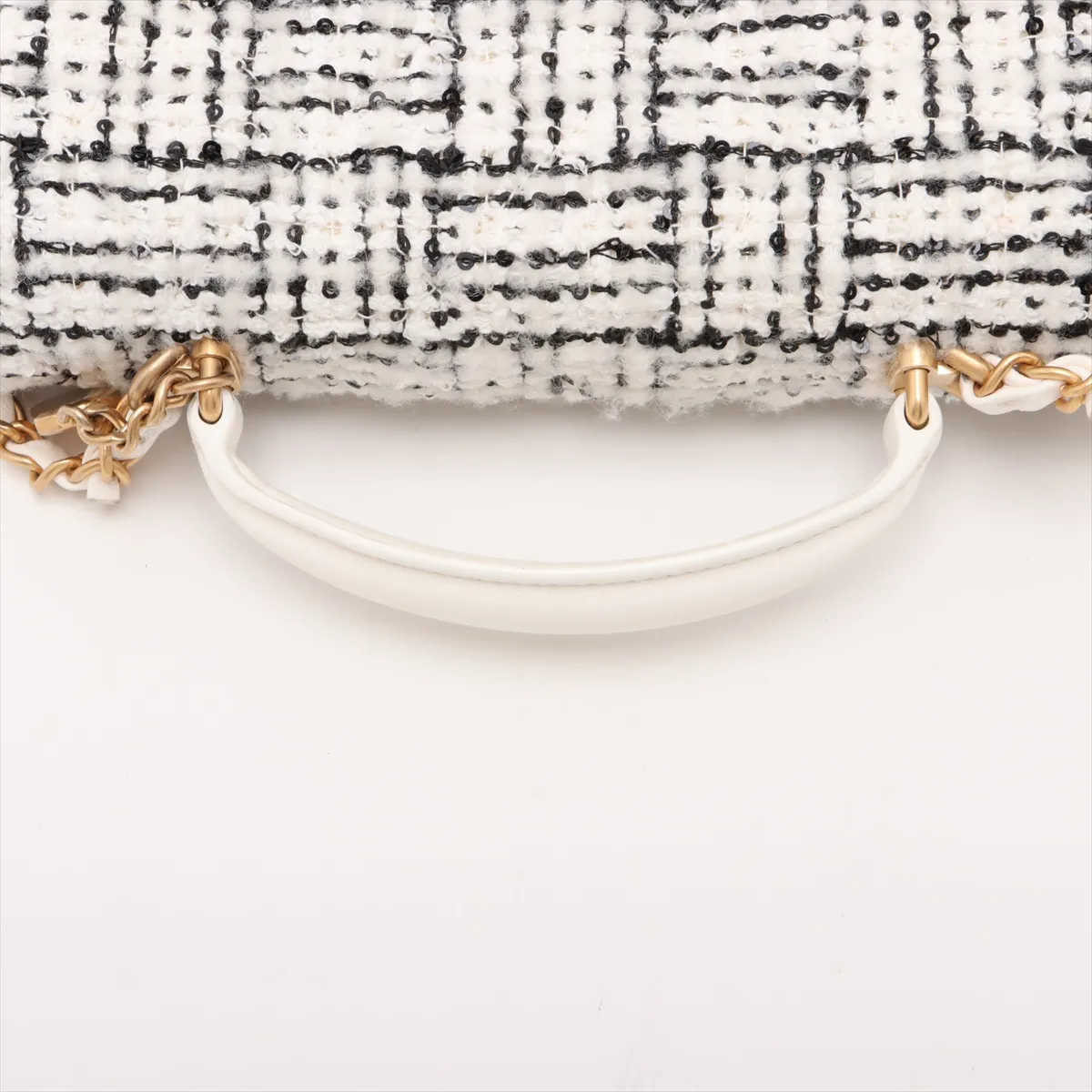 Cocomark Tweed x Sequins 2WAY Shoulder Bag White x Black Gold Hardware XH6GHT8A Random Plate — view 5