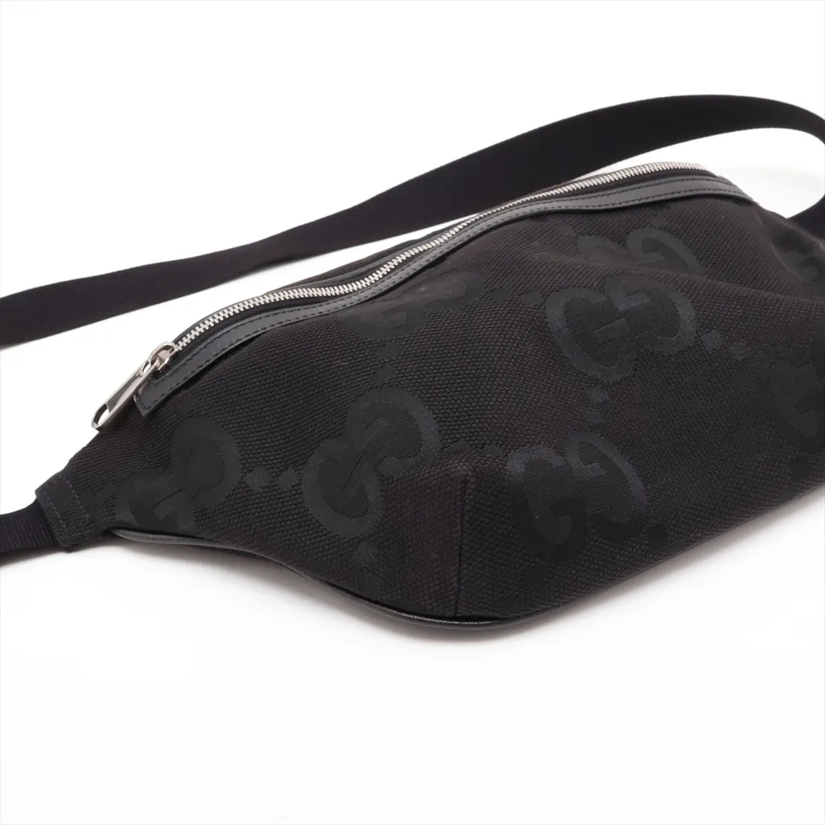 Jumbo GG Canvas x Leather Body Bag, Black, 696031 — view 4