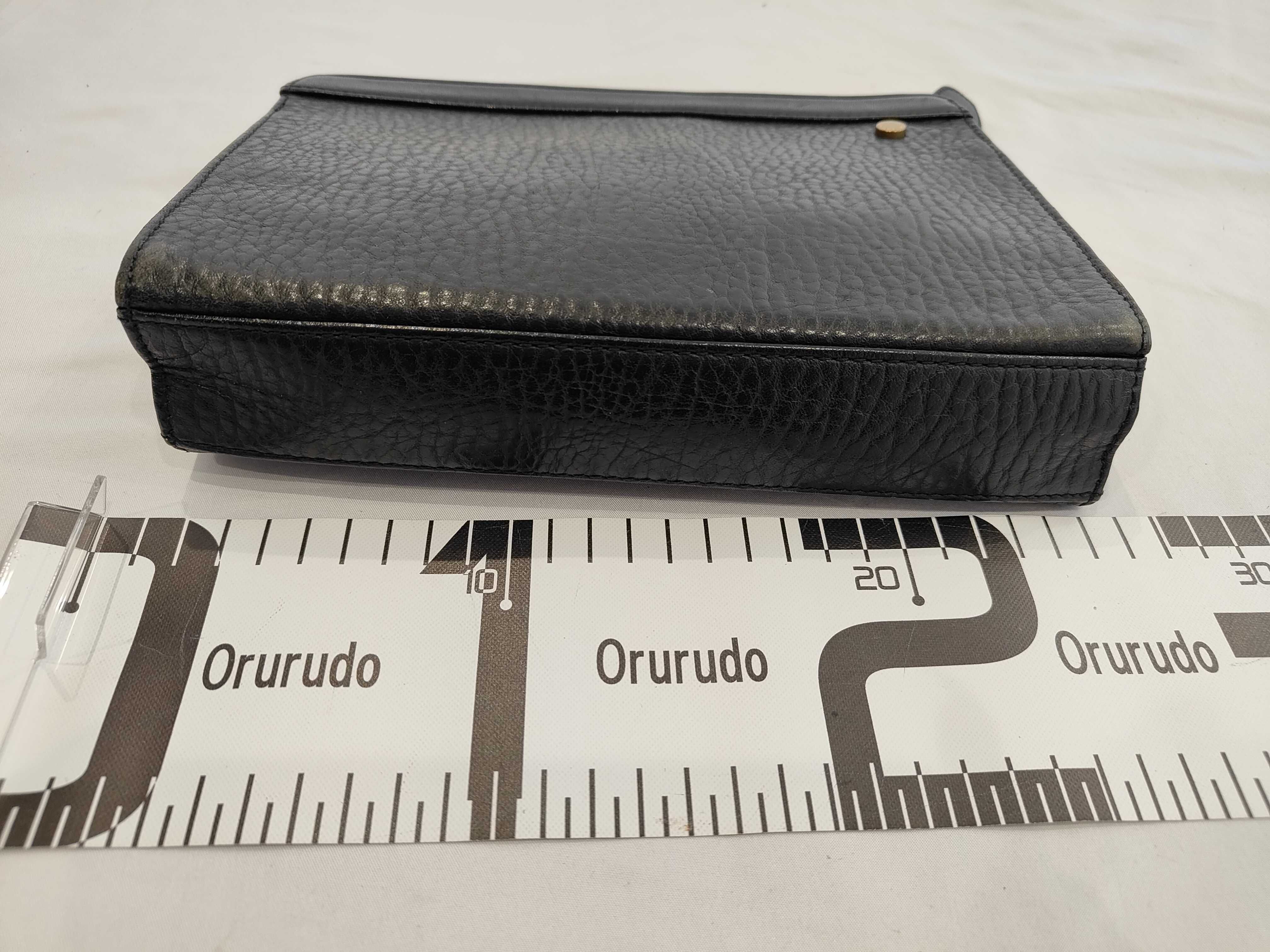 Second Bag Pouch Black Leather Nova Check Second Bag — view 2