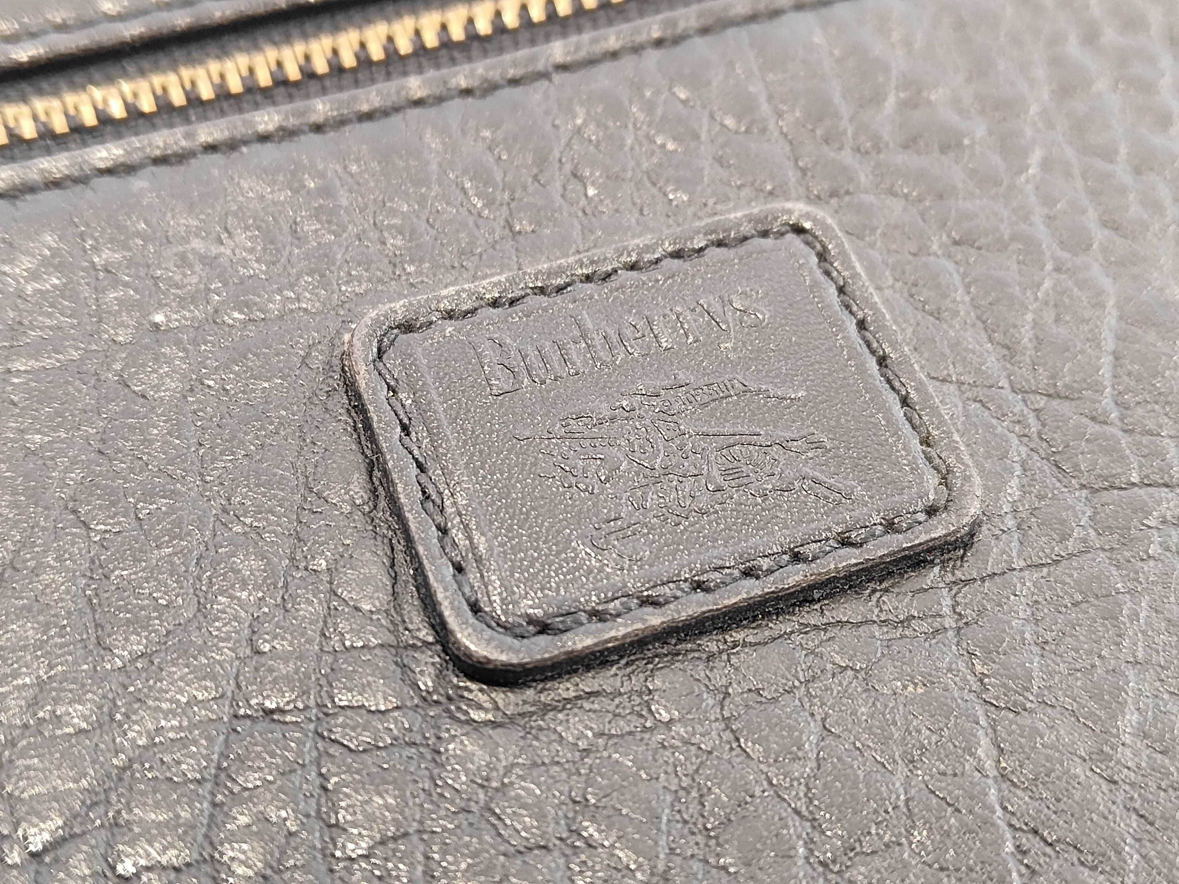 Second Bag Pouch Black Leather Nova Check Second Bag — view 7