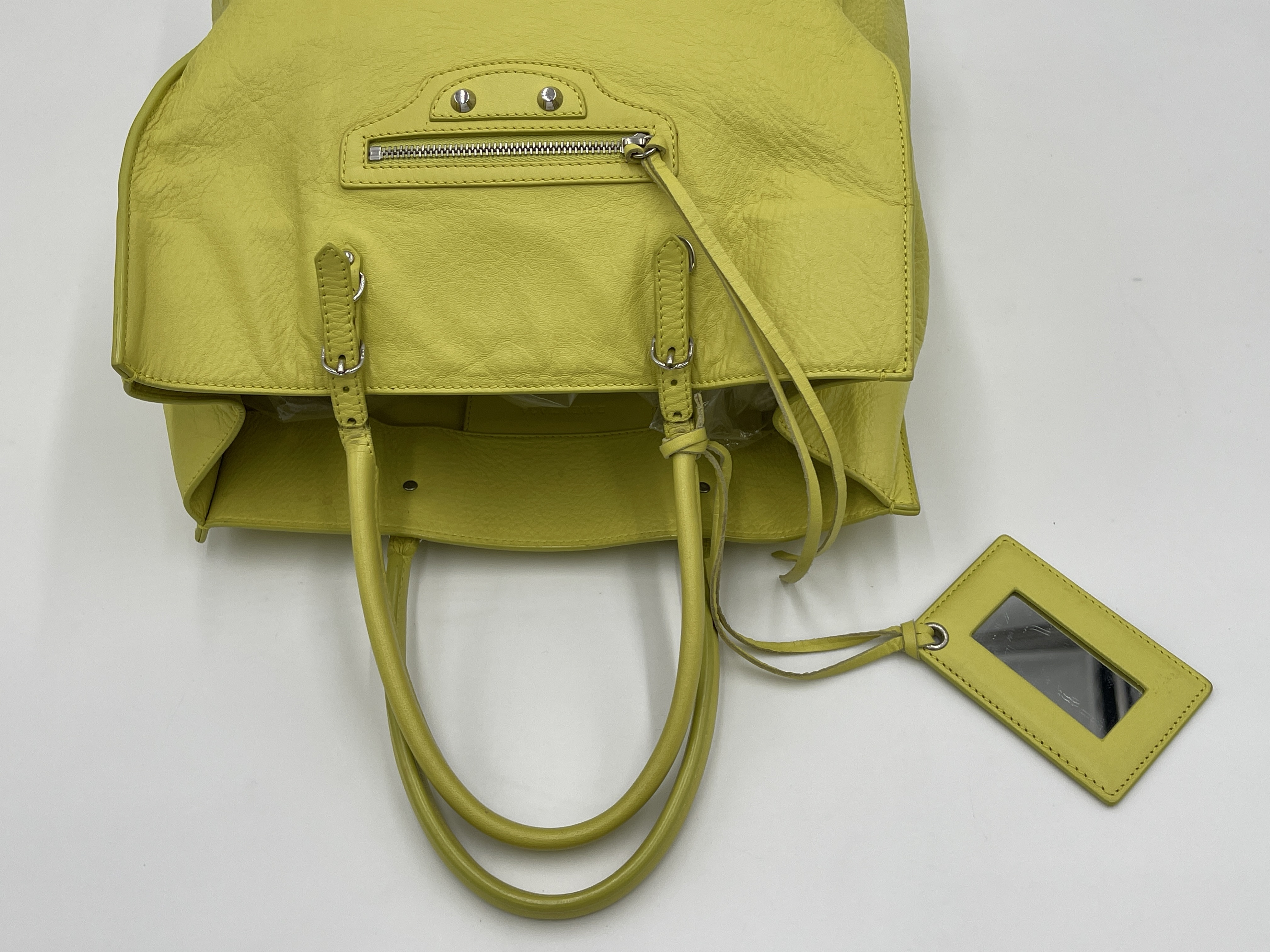 The Paper A5 255412・7330・H・515859 Mirror Handbag — view 4