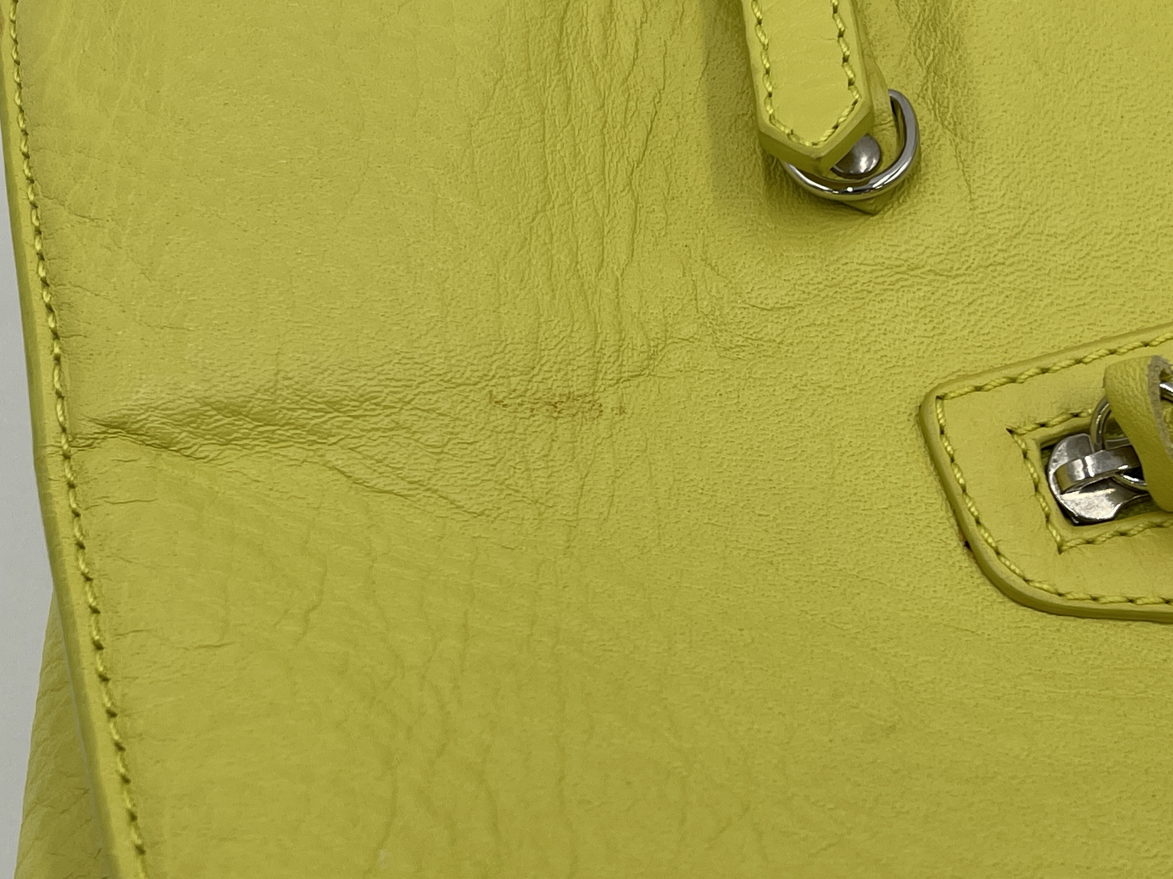 The Paper A5 255412・7330・H・515859 Mirror Handbag — view 10