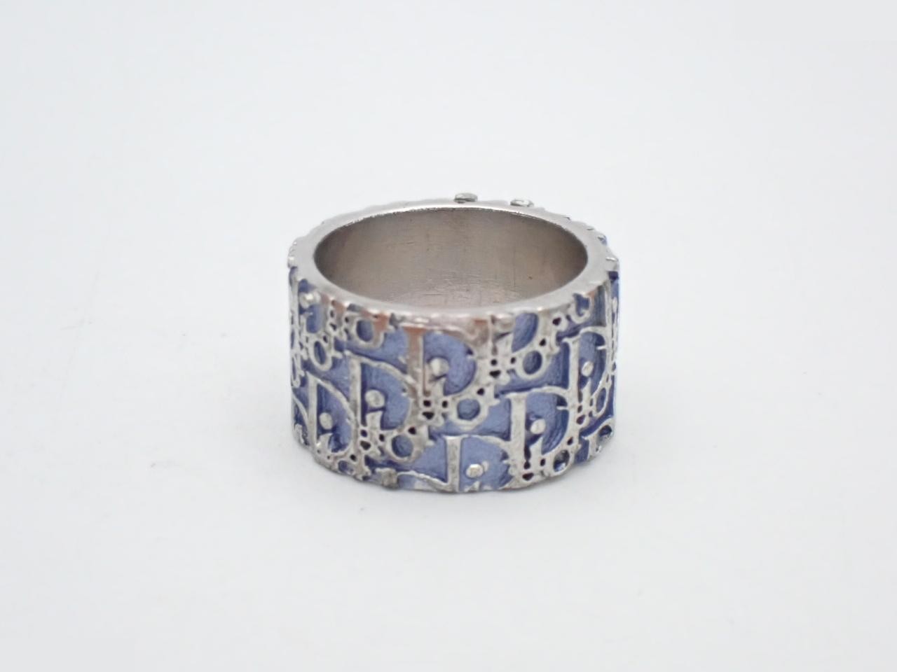 Trotter ring — view 2