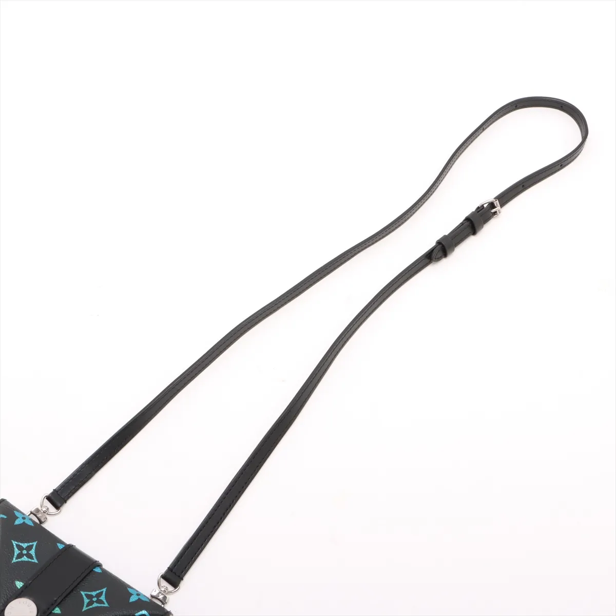 Monogram Gradient Envelope Pouch M13906 Black RFID Reactive — view 5