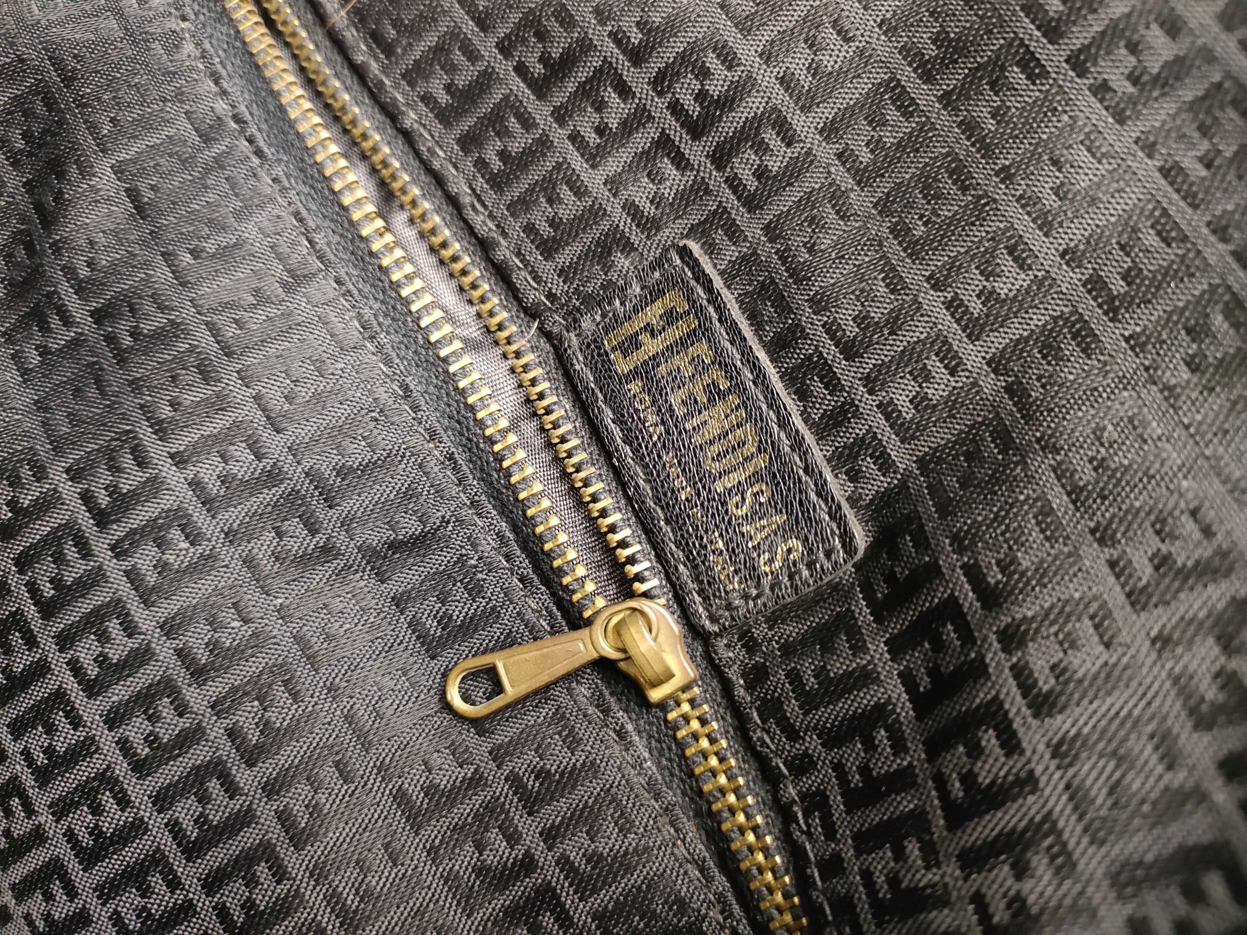 handbag — view 11