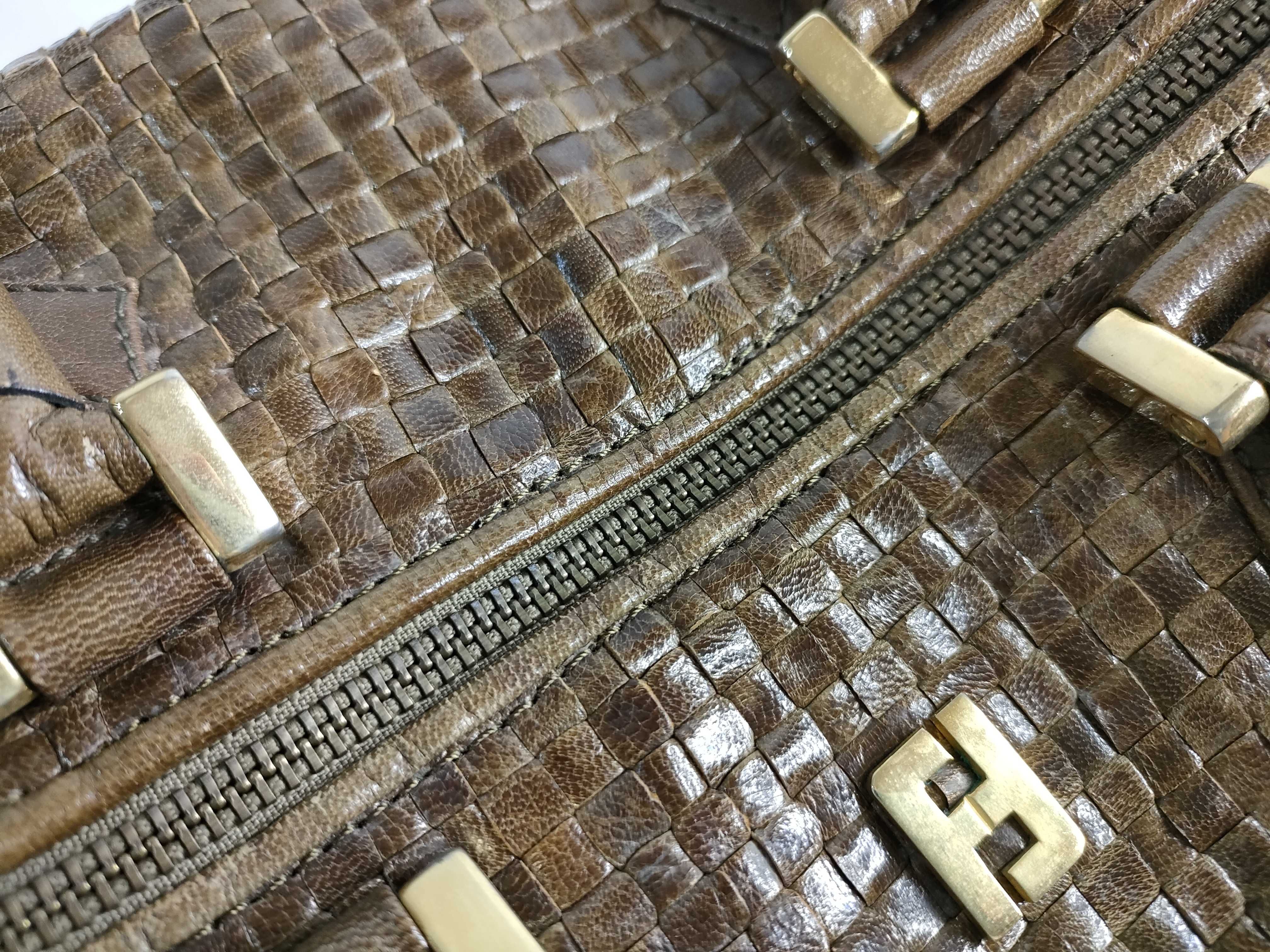 handbag — view 8