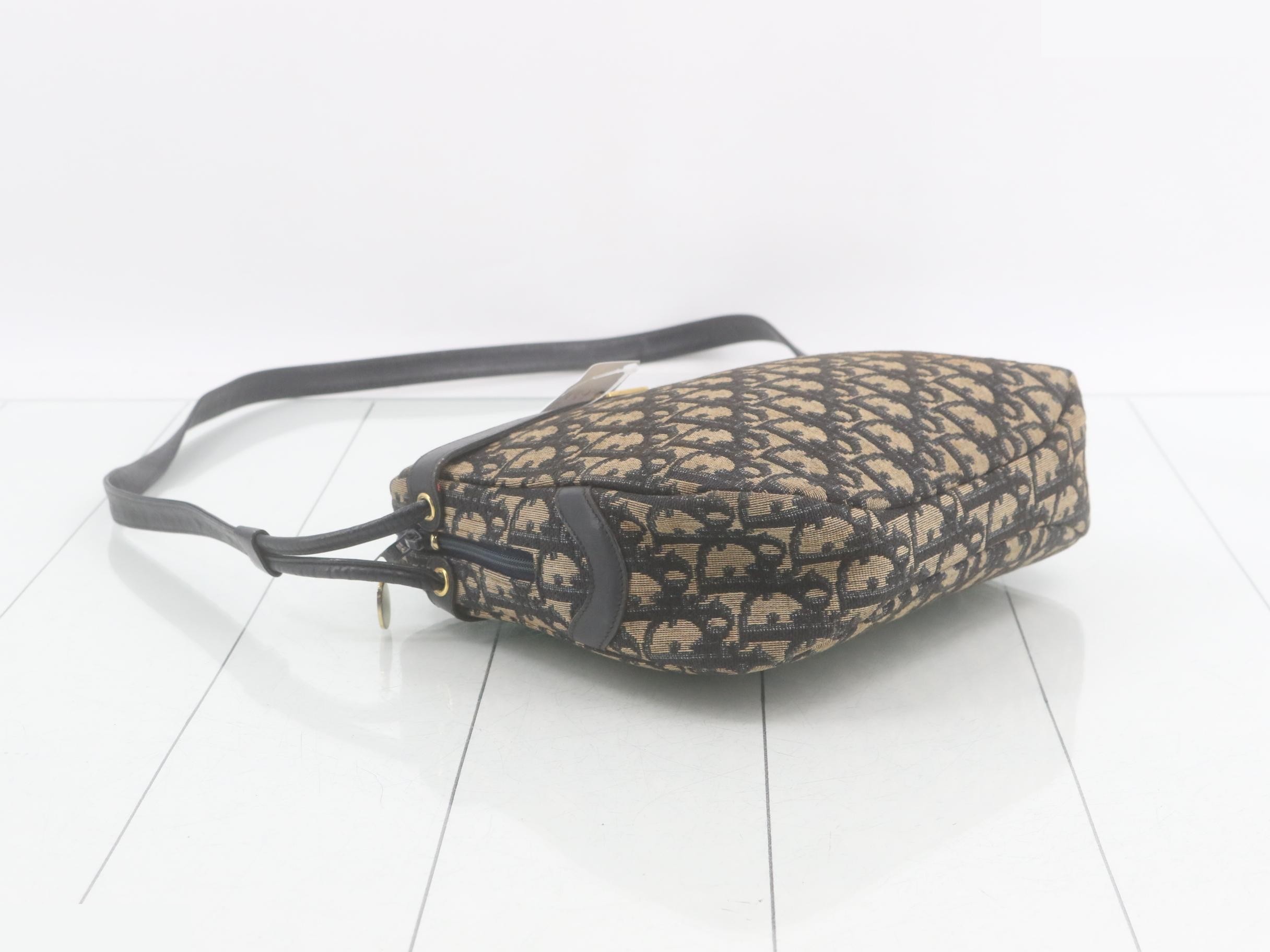 Trotter Shoulder Bag — view 5