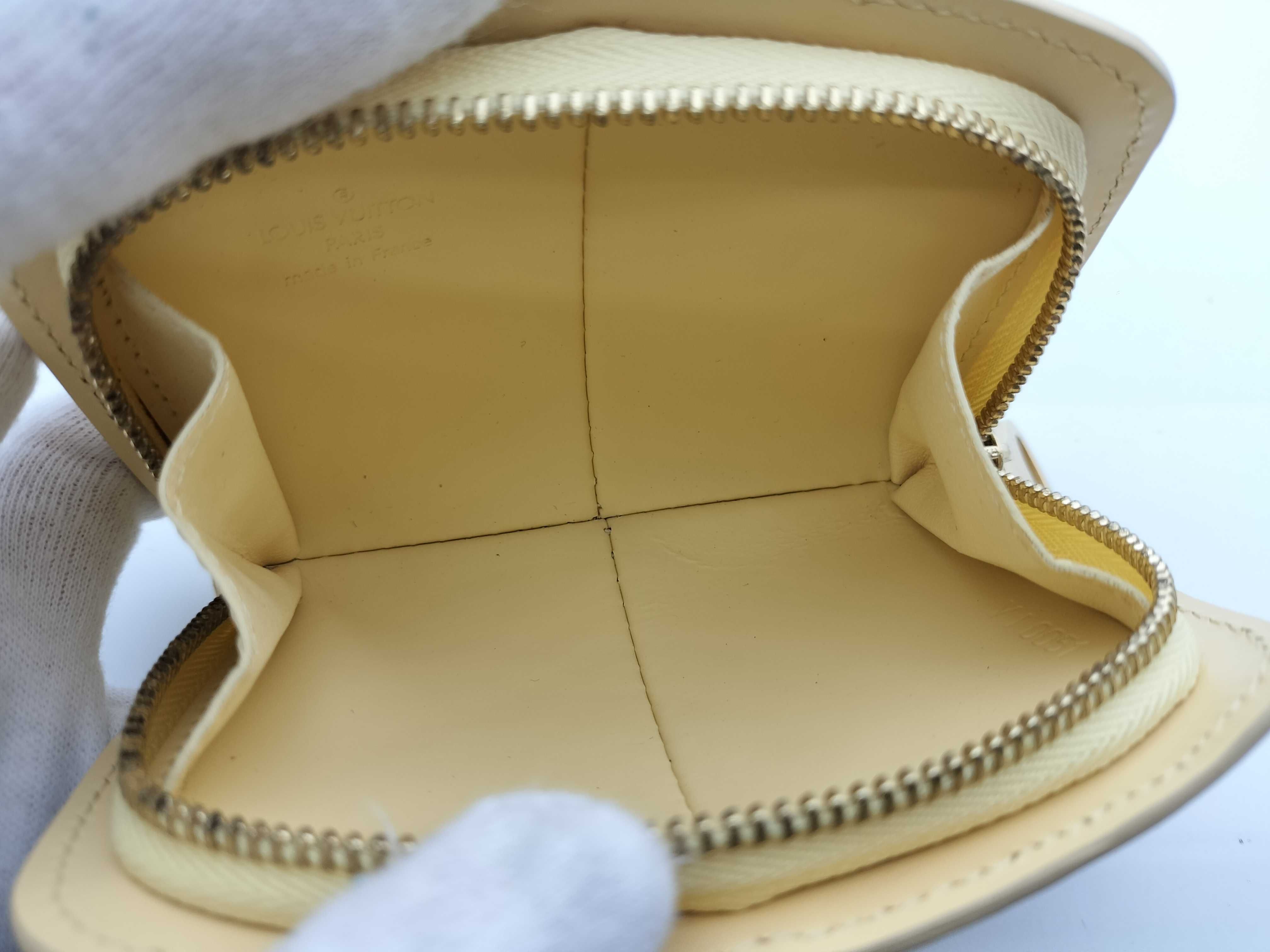 Epi Z M64344A Coin Case — view 7