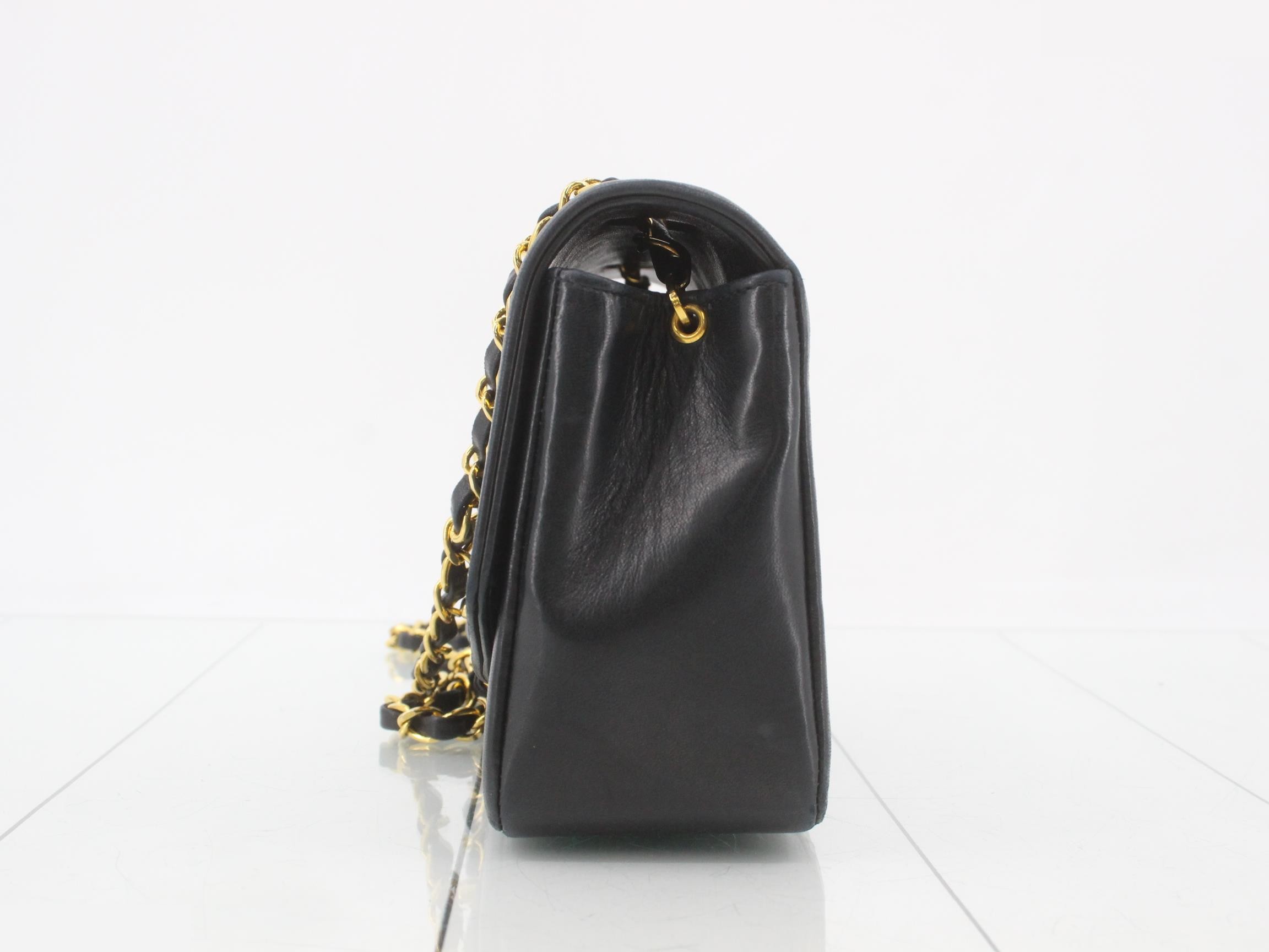 Matelassé Diana 22 Leather Turnlock Chain Shoulder Bag — view 3