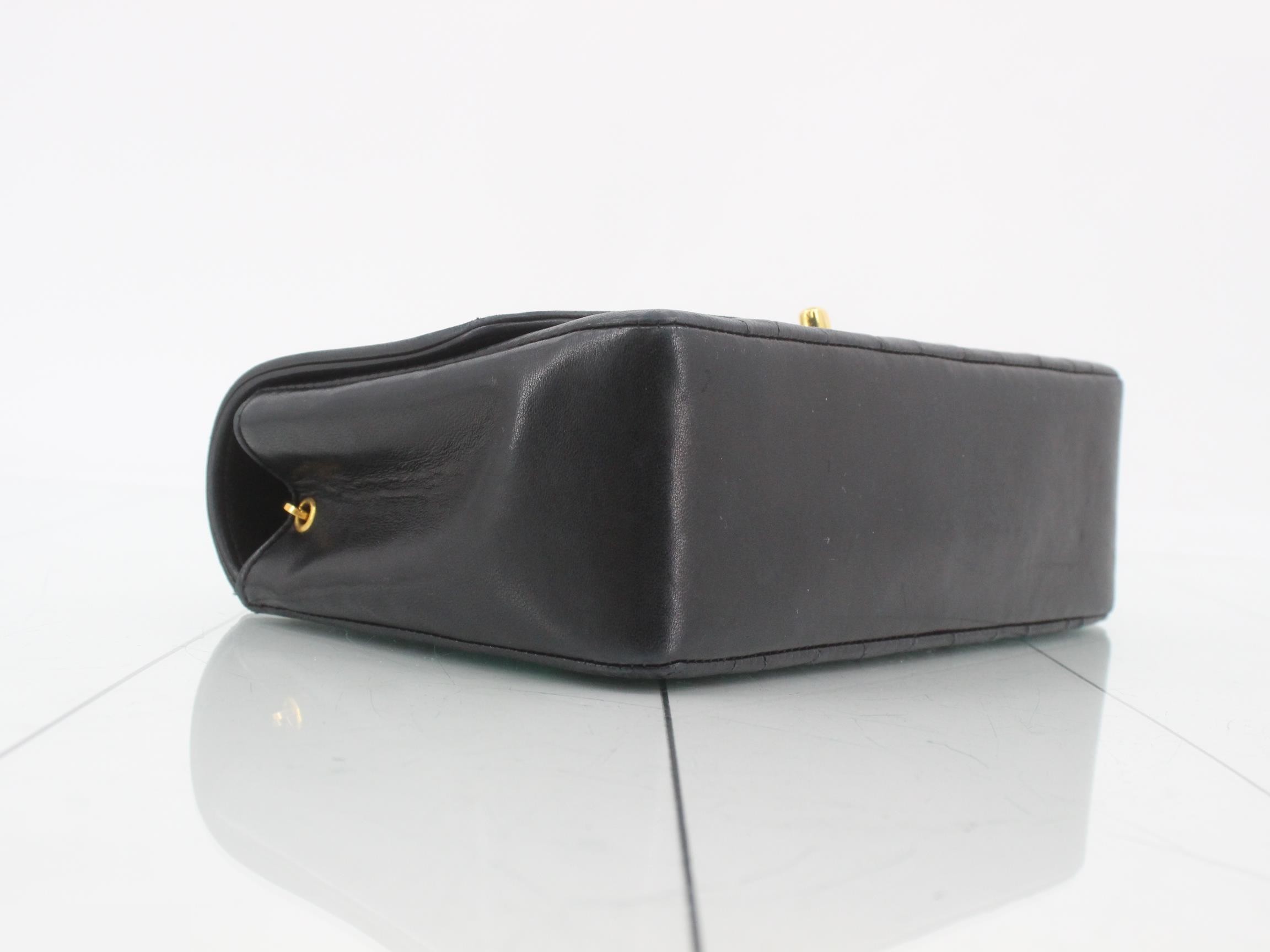 Matelassé Diana 22 Leather Turnlock Chain Shoulder Bag — view 5