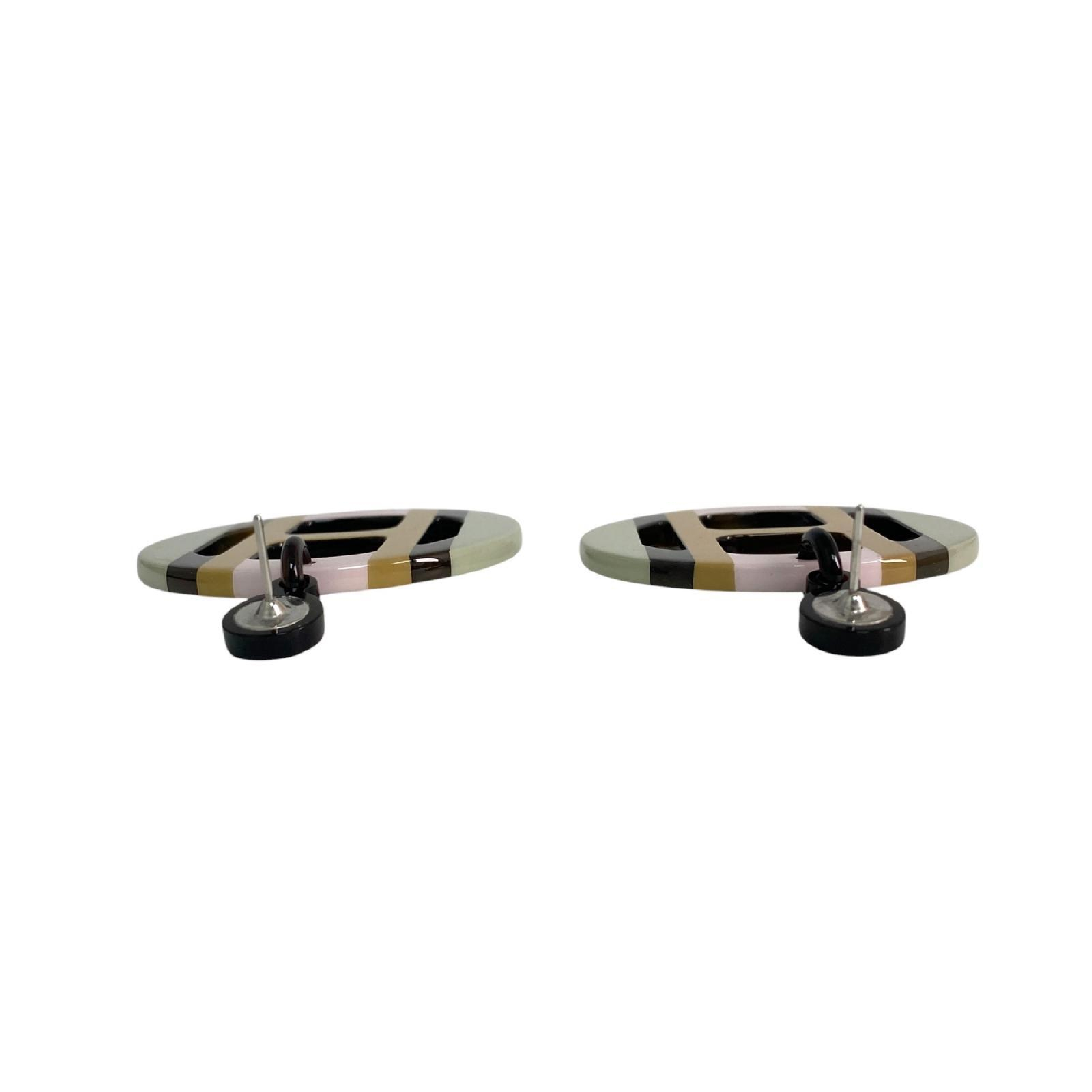 【*Shipped from: Hong Kong*】HERMES ( ) Green Pink Resin H Equipe Earrings — view 10