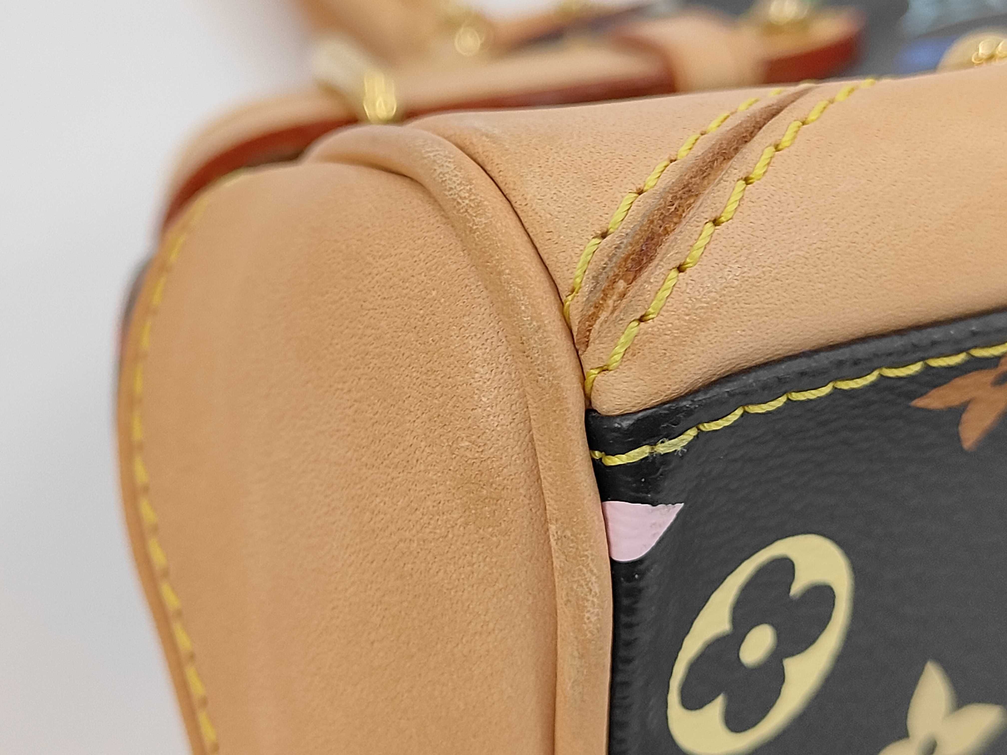 handbag — view 3
