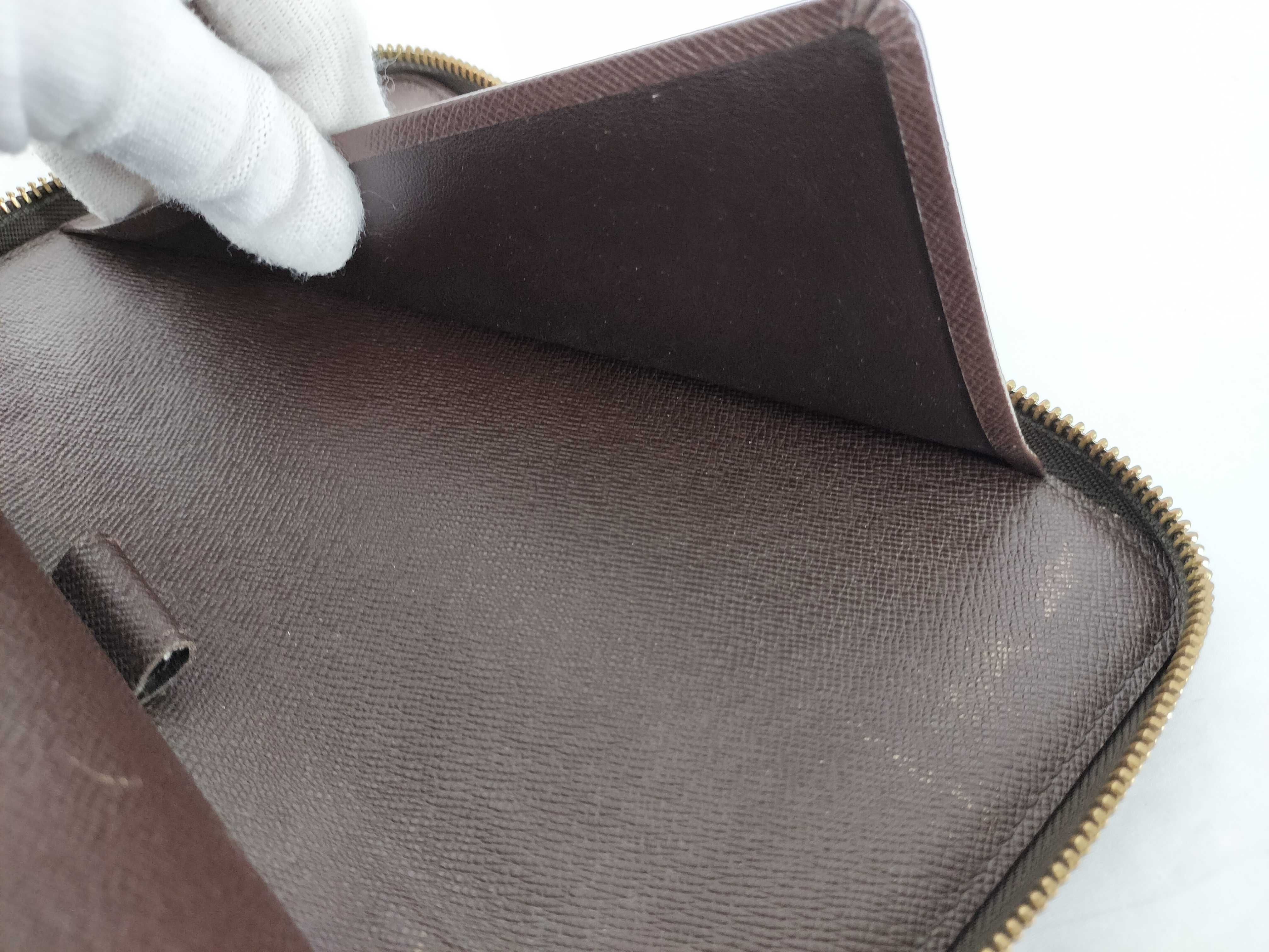 Damier Zippy Organizer Wallet — view 11