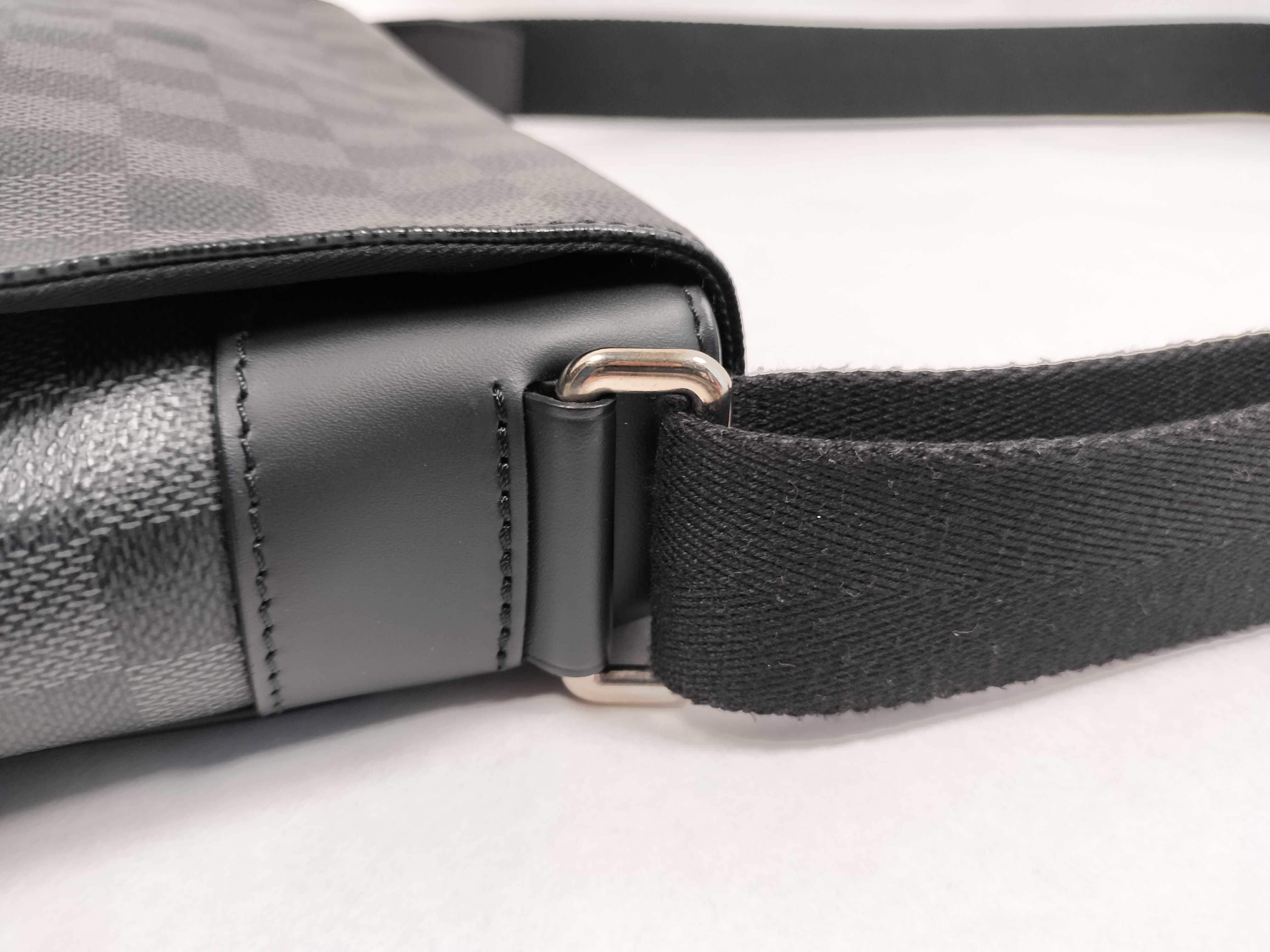Damier Graphite District PM NM N41028. Accessories: Box, dust bag, shoulder bag. — view 5