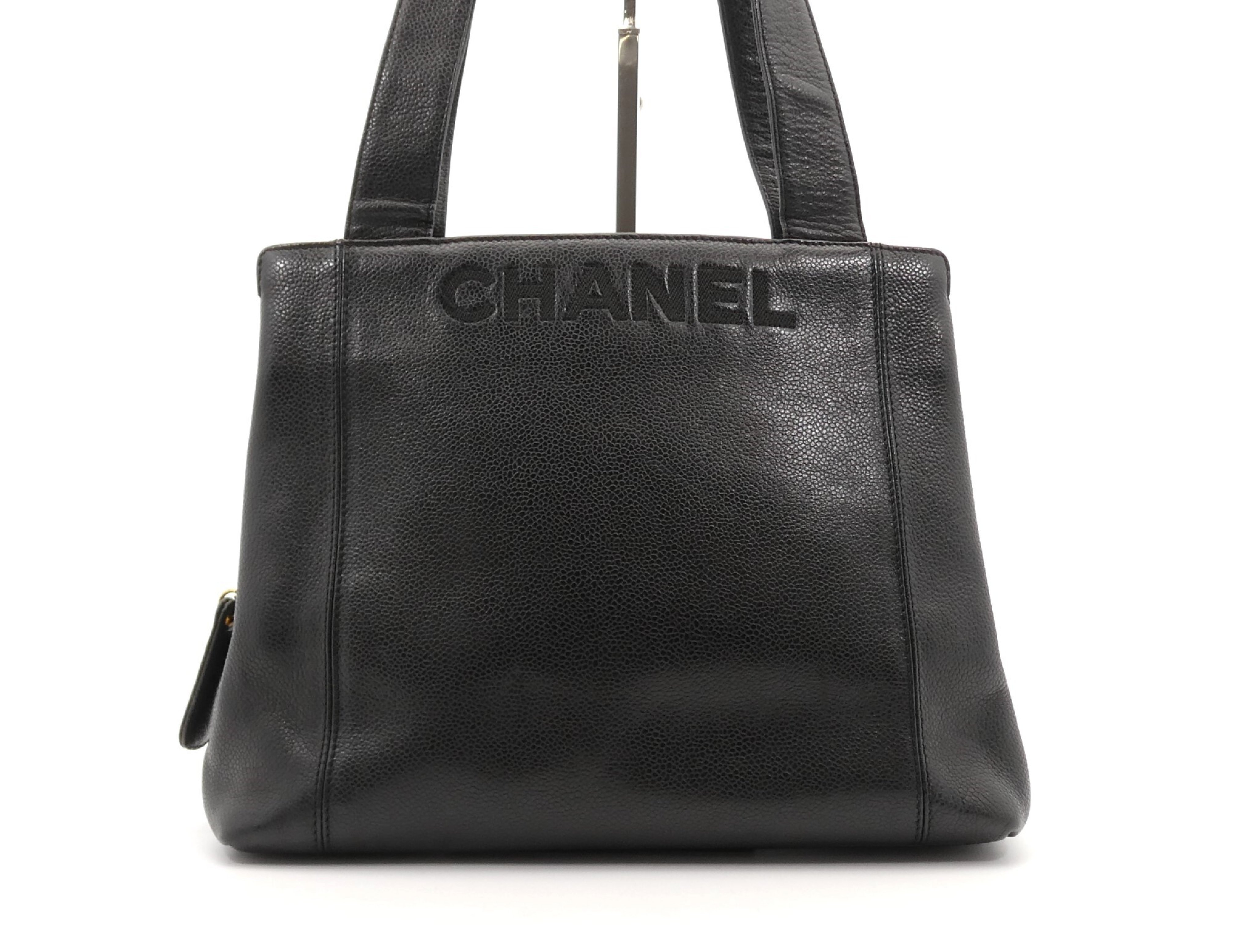 Logo Caviar Skin Shoulder Bag
