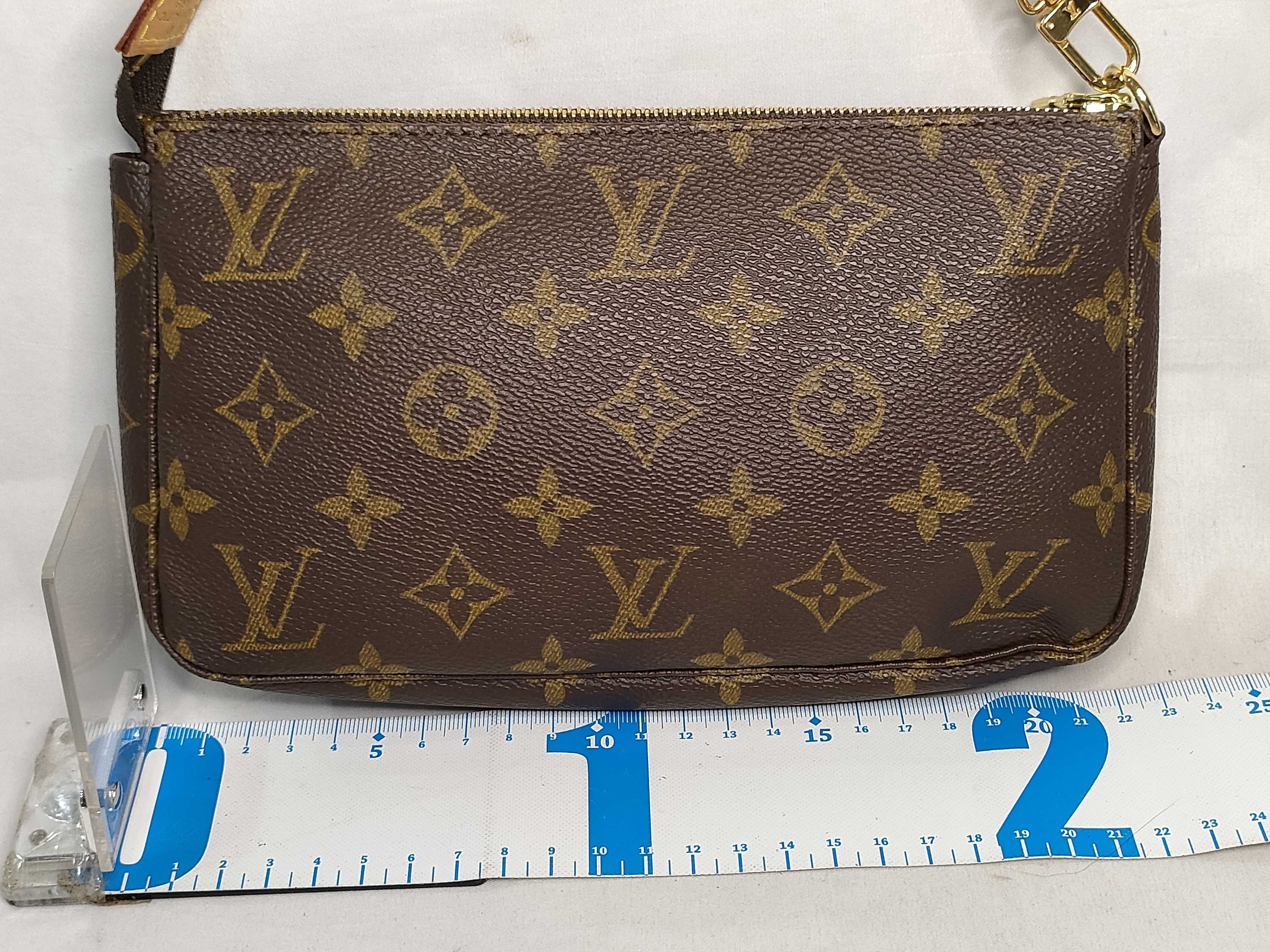 Monogram Pochette Accessoires M51980 CA0041 Handbag — view 2