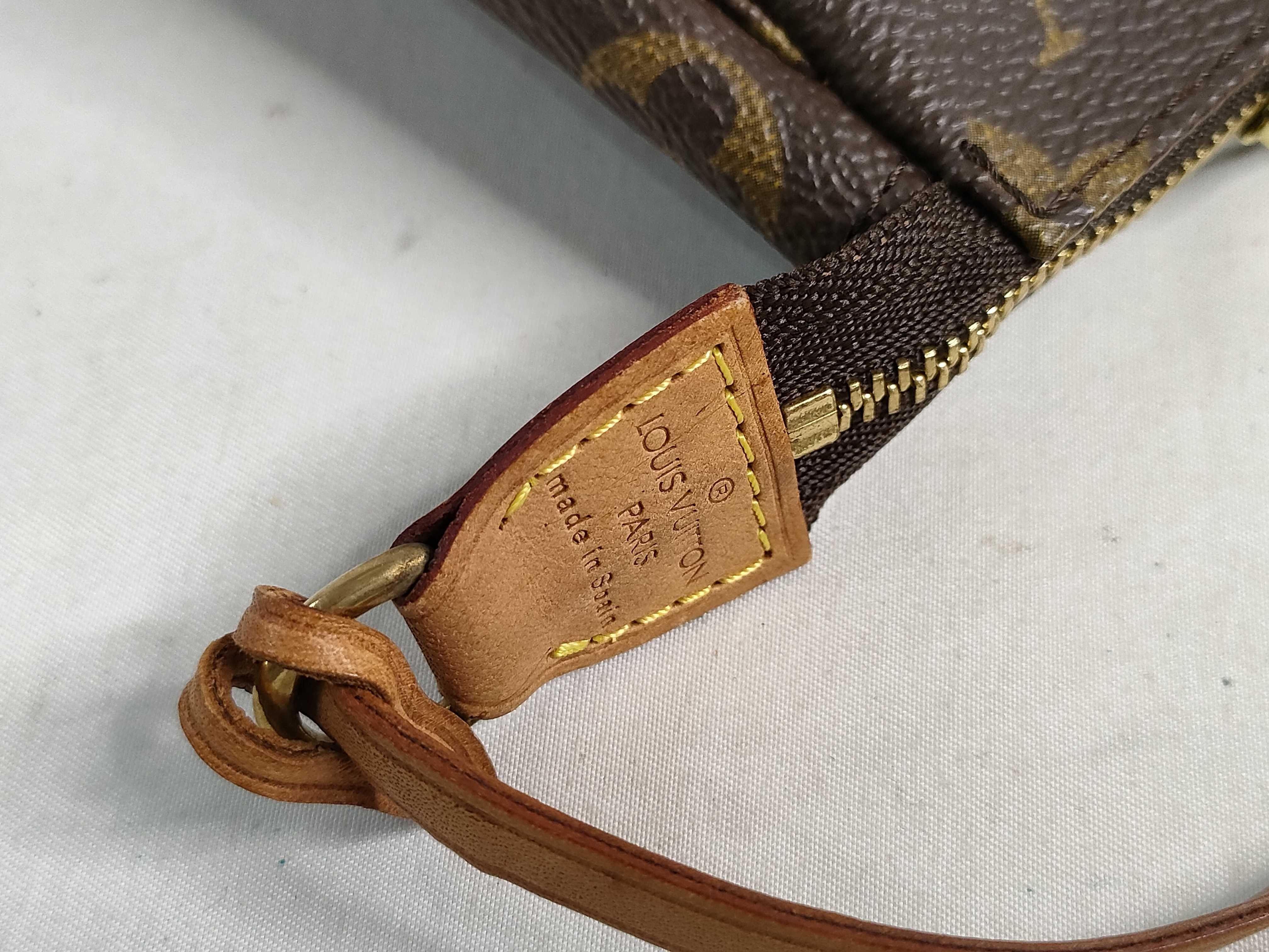 Monogram Pochette Accessoires M51980 CA0041 Handbag — view 11