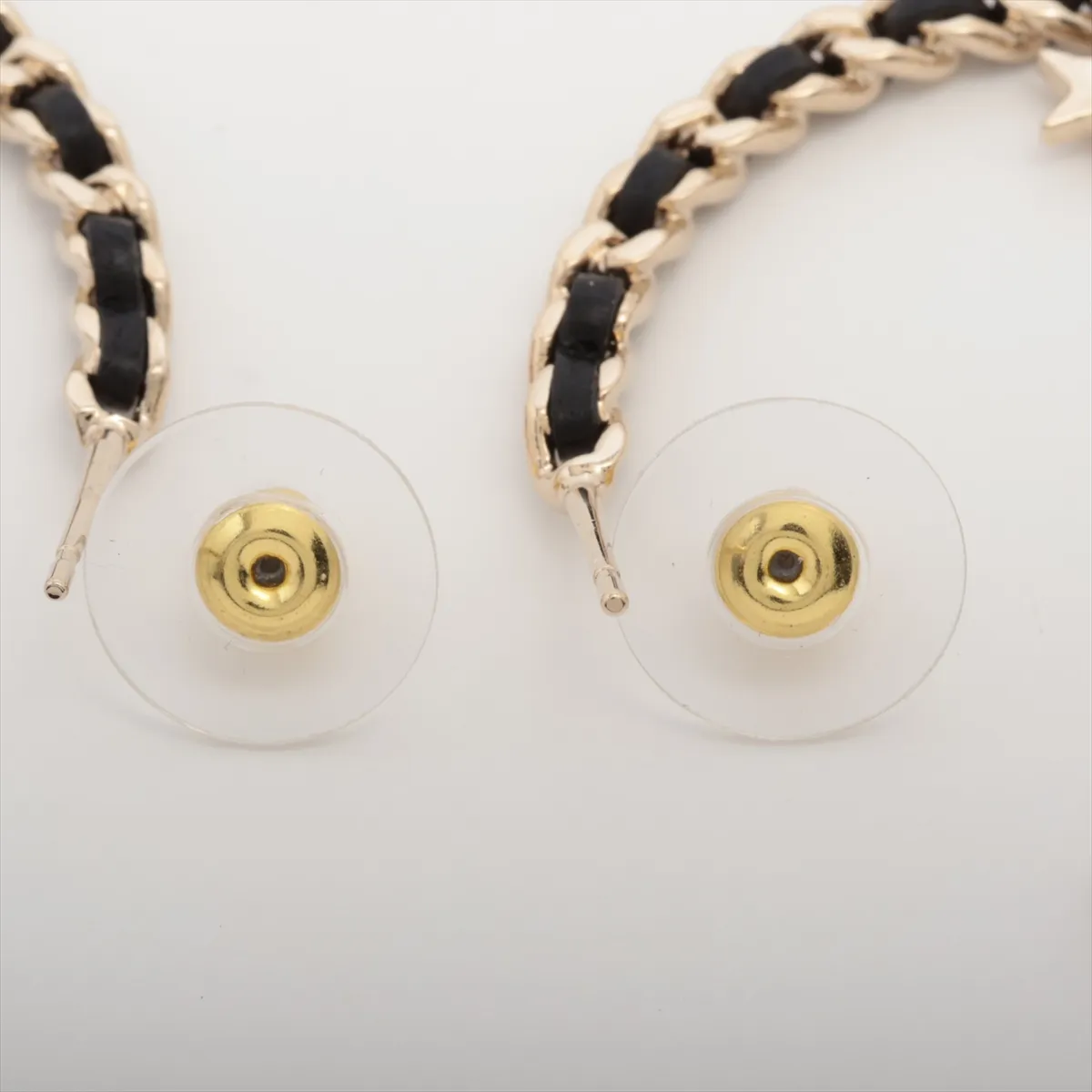 Cocomark B23C Earrings (for both ears) GP x Rhinestone x Leather Gold — view 4
