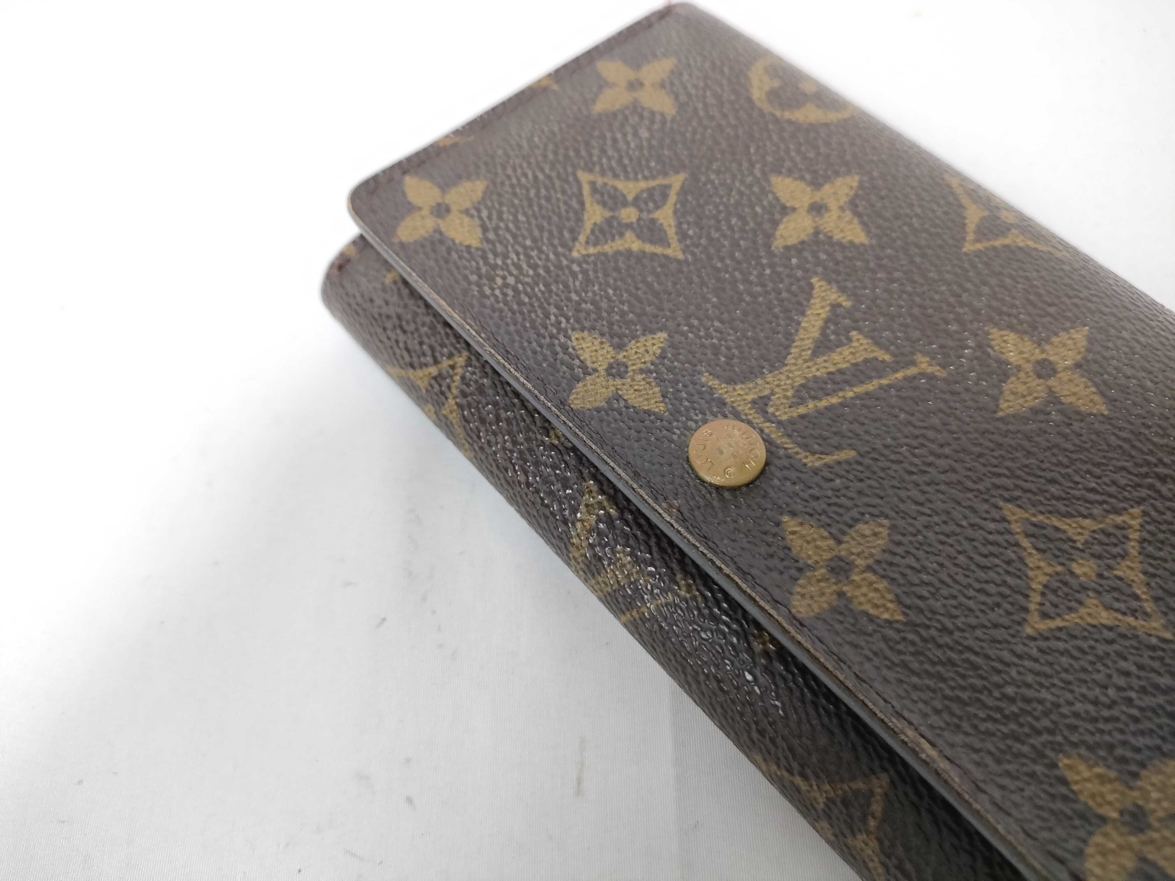 Monogram Louis Vuitton Wallet — view 4