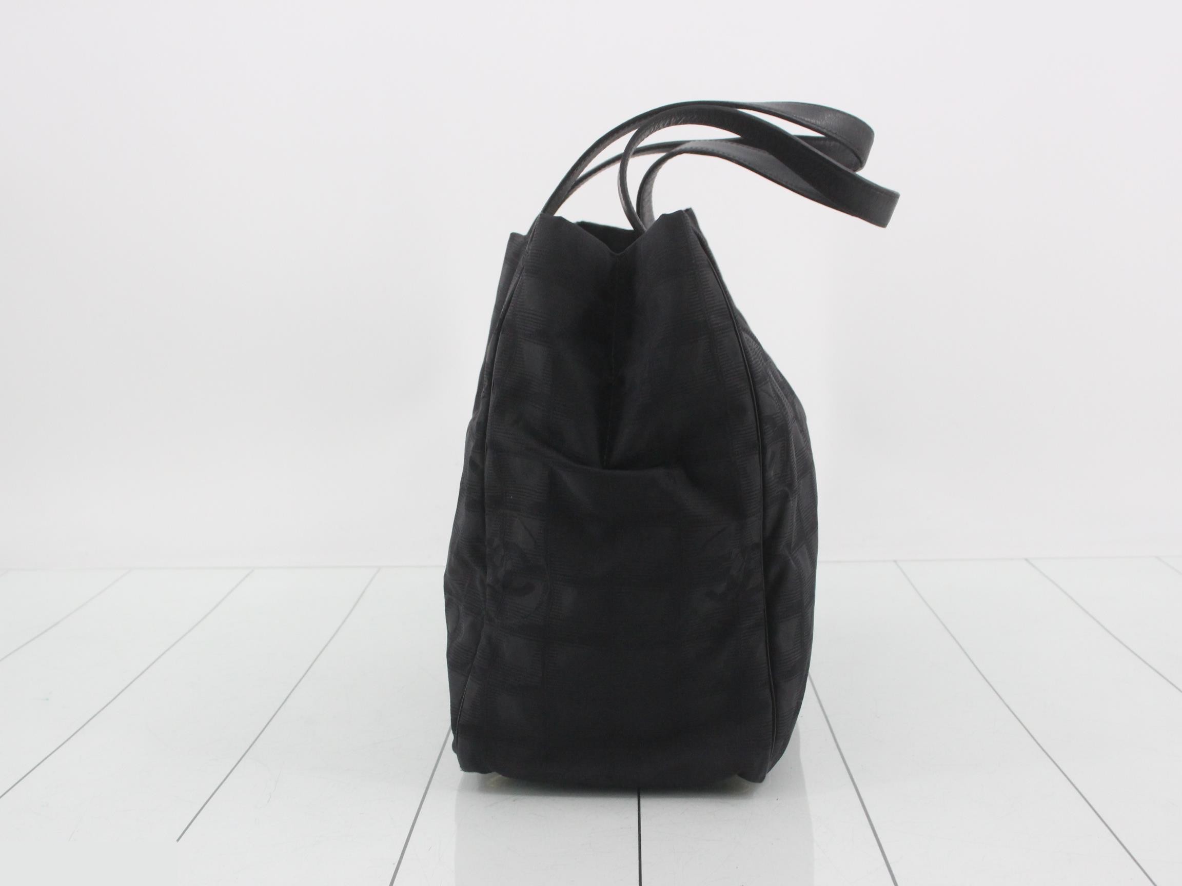 New Travel Line Nylon x Leather Tote Bag — view 3