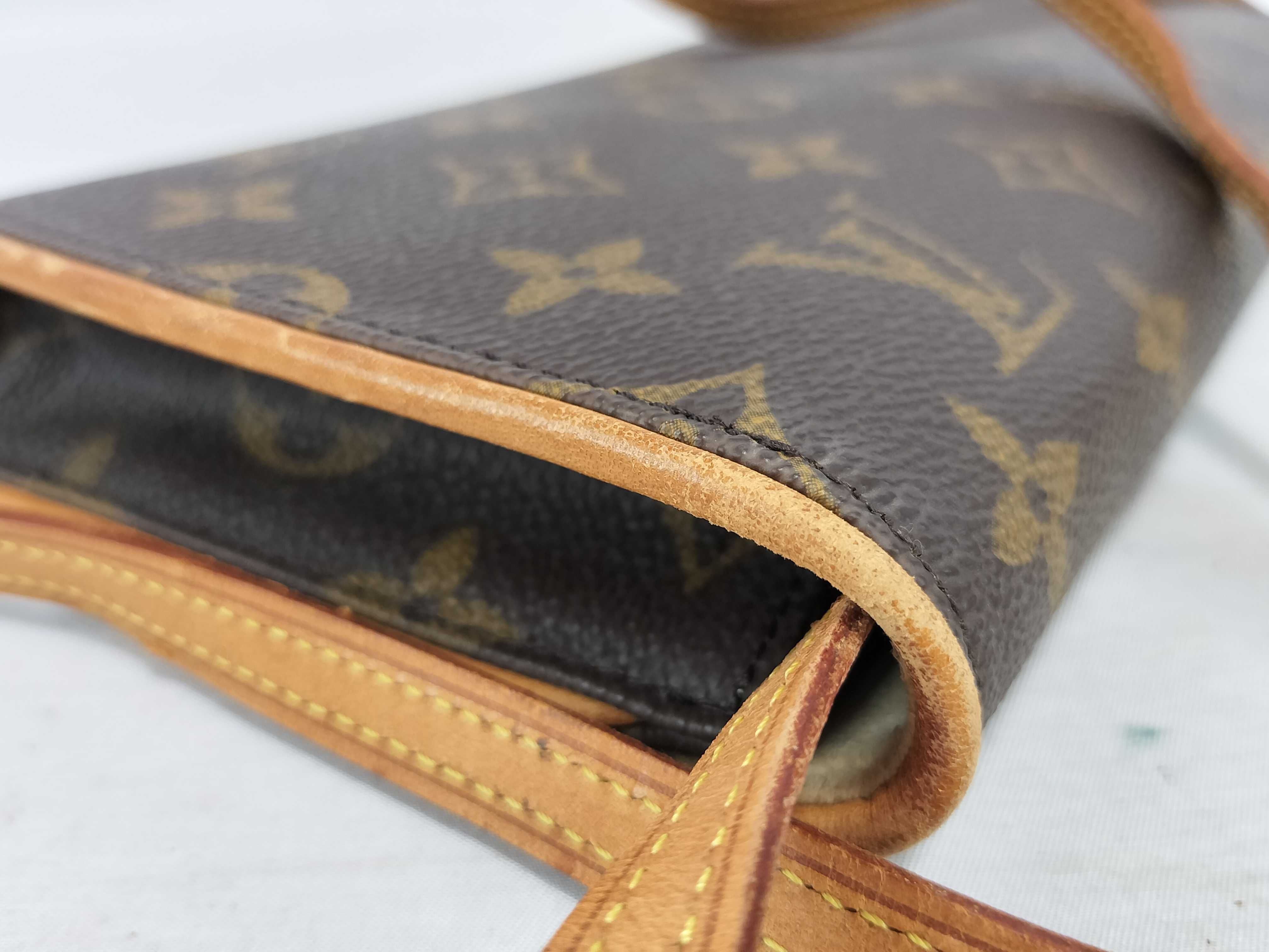 Monogram Pochette Twin GM M51852 Brown FL0051 Shoulder Bag — view 15