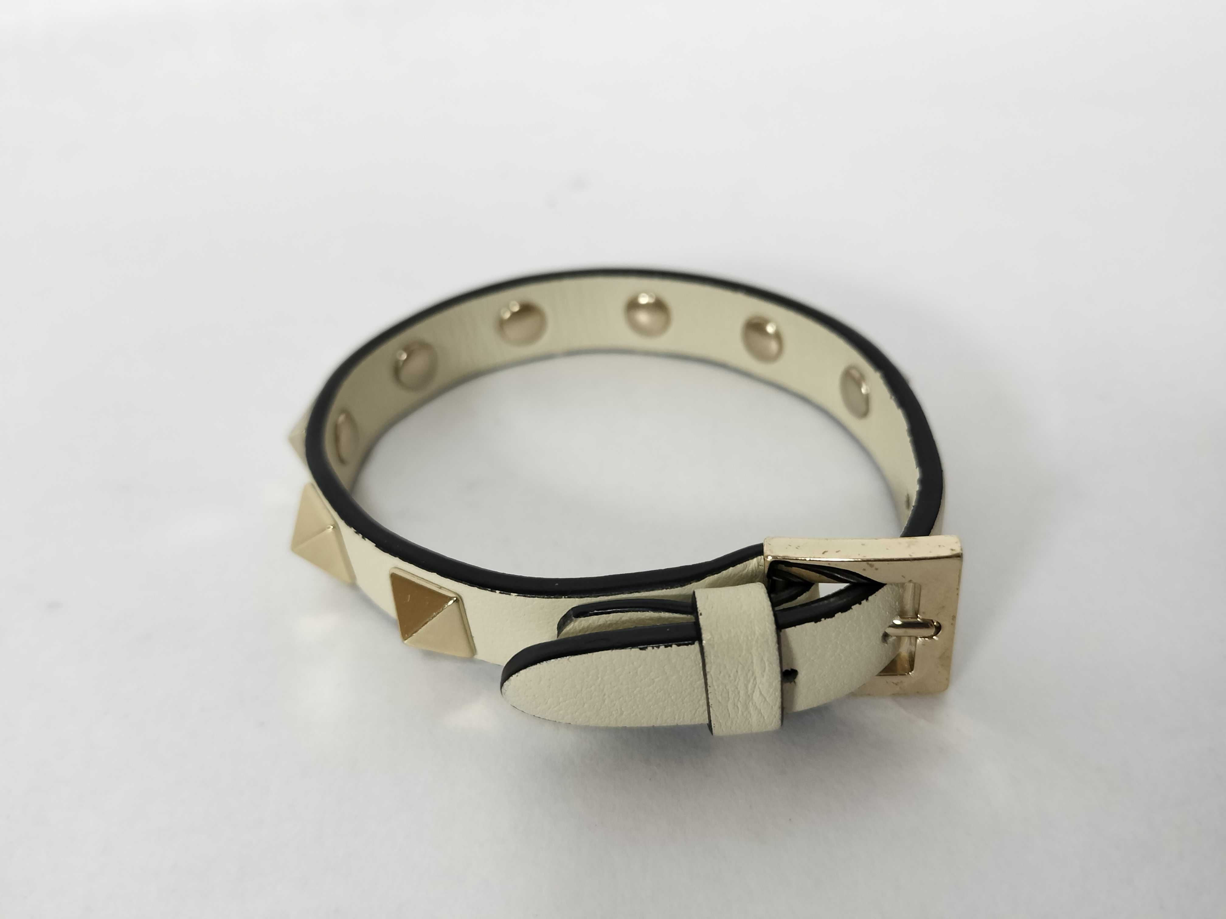 Rockstud Leather Bracelet Bracelet/Bangle — view 2
