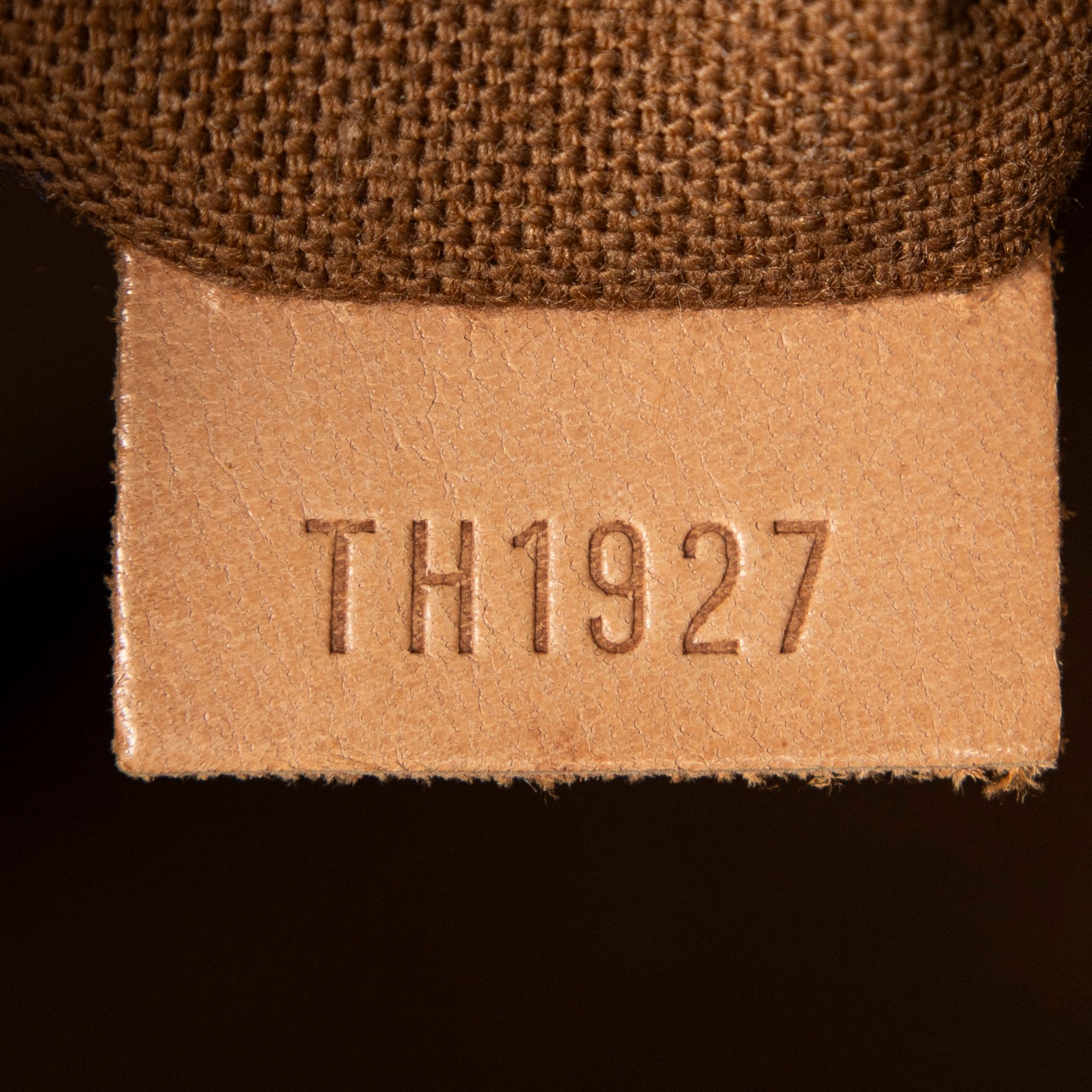 Alma PM, Monogram — view 10