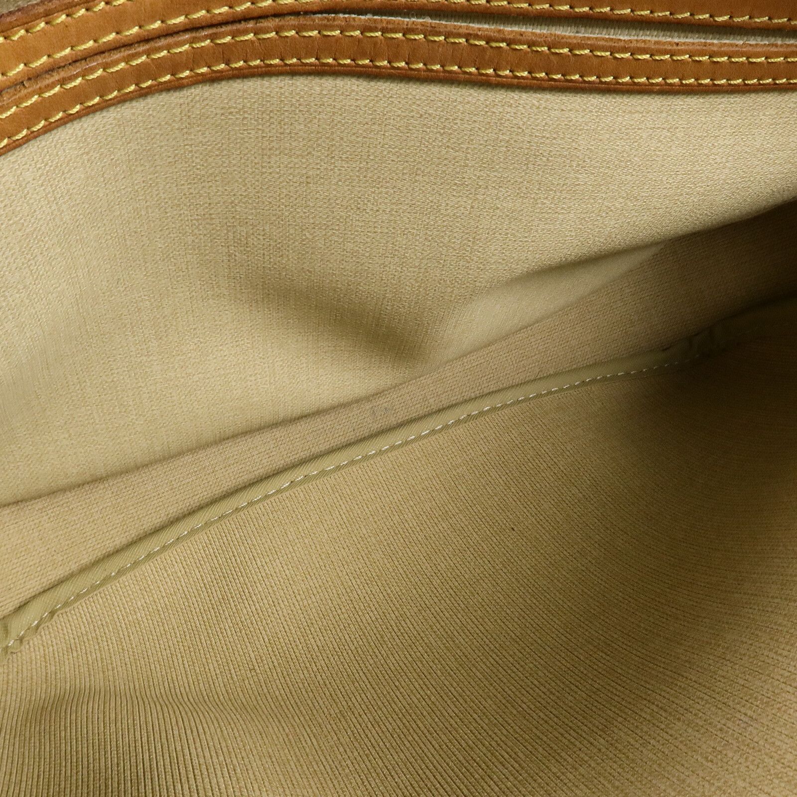 Reporter PM, Monogram — view 18