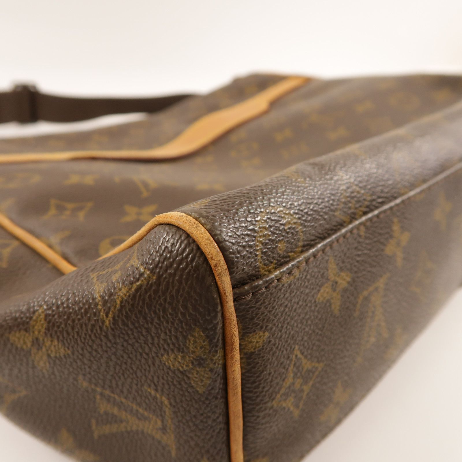 Abbesses Messenger, Monogram — view 12