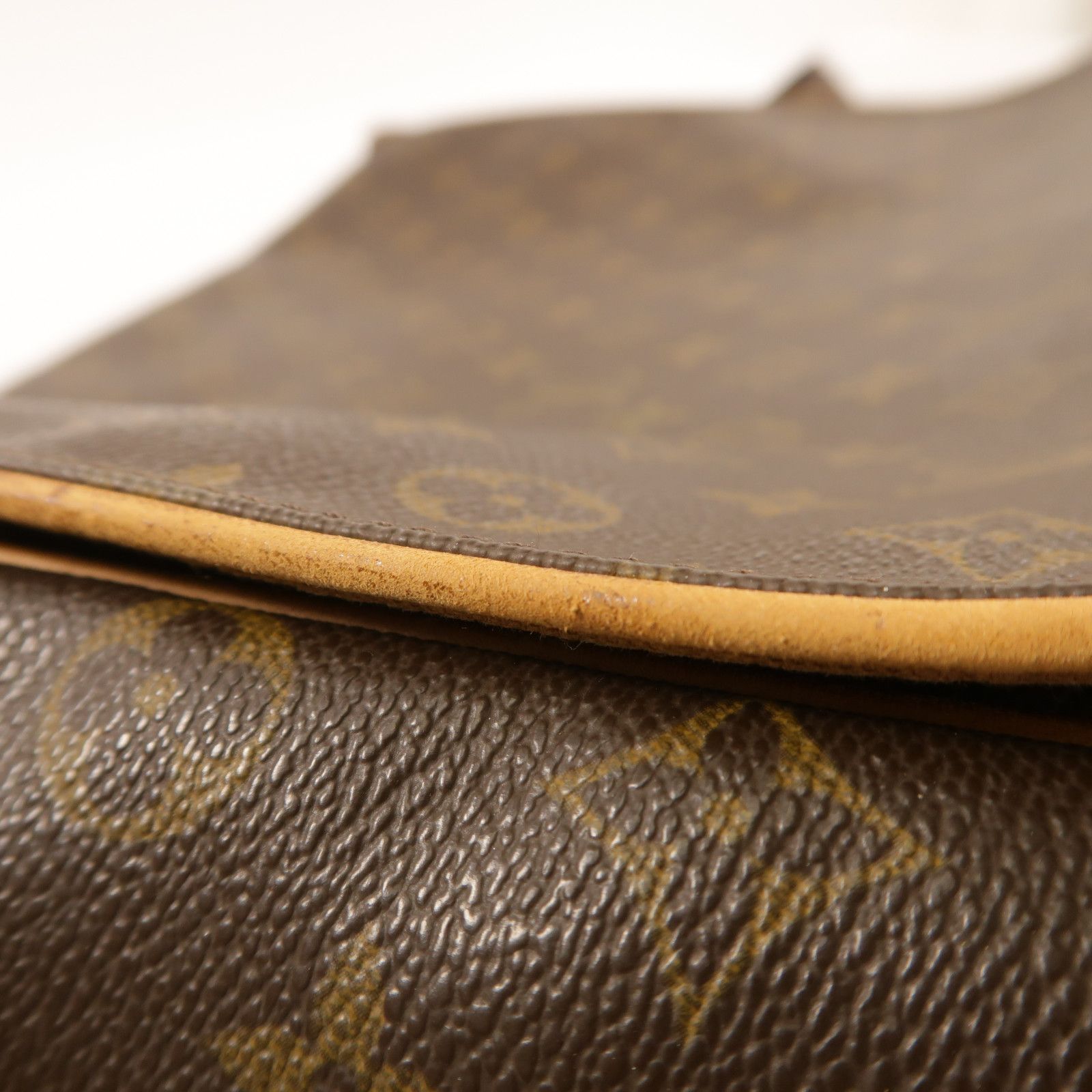 Abbesses Messenger, Monogram — view 15