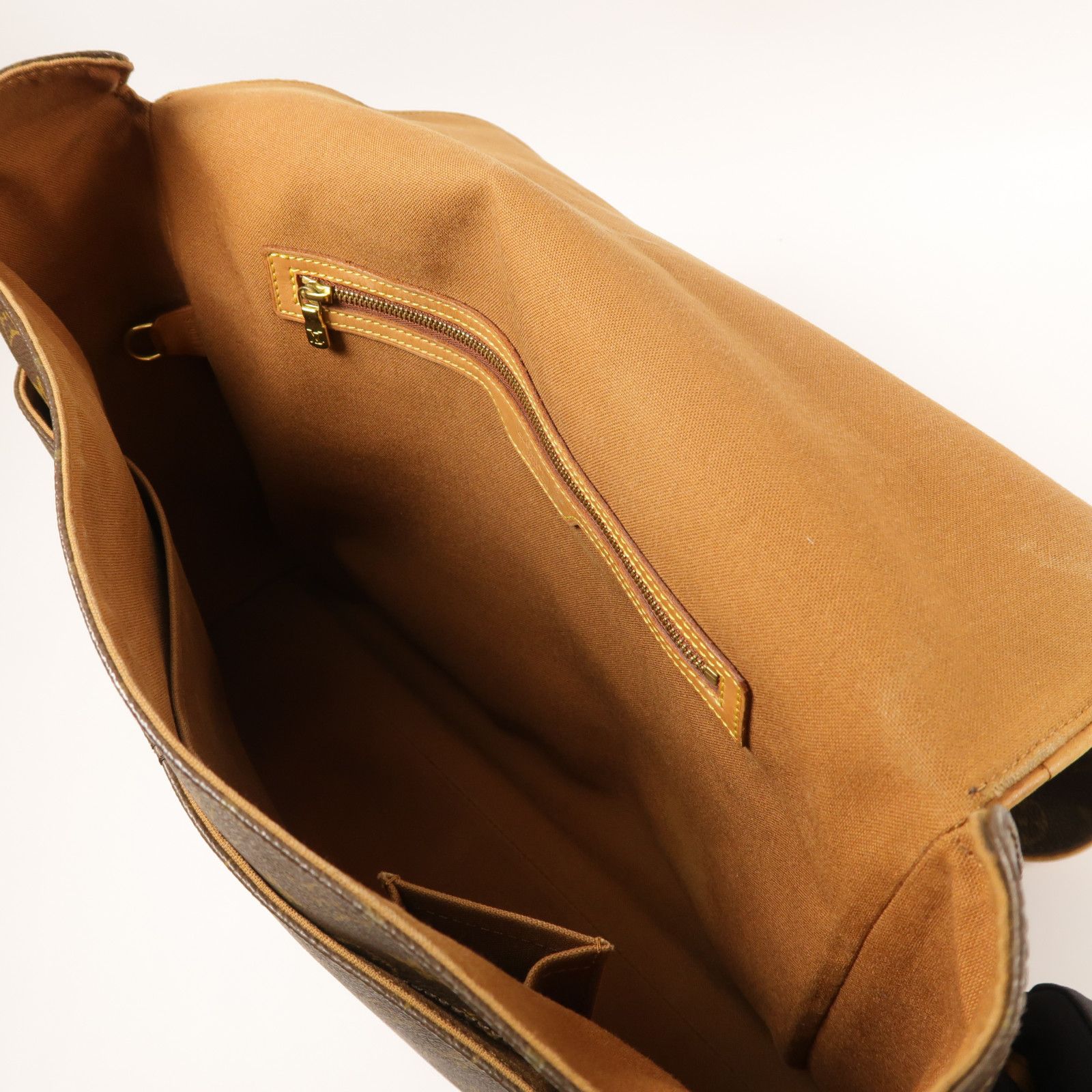 Abbesses Messenger, Monogram — view 5