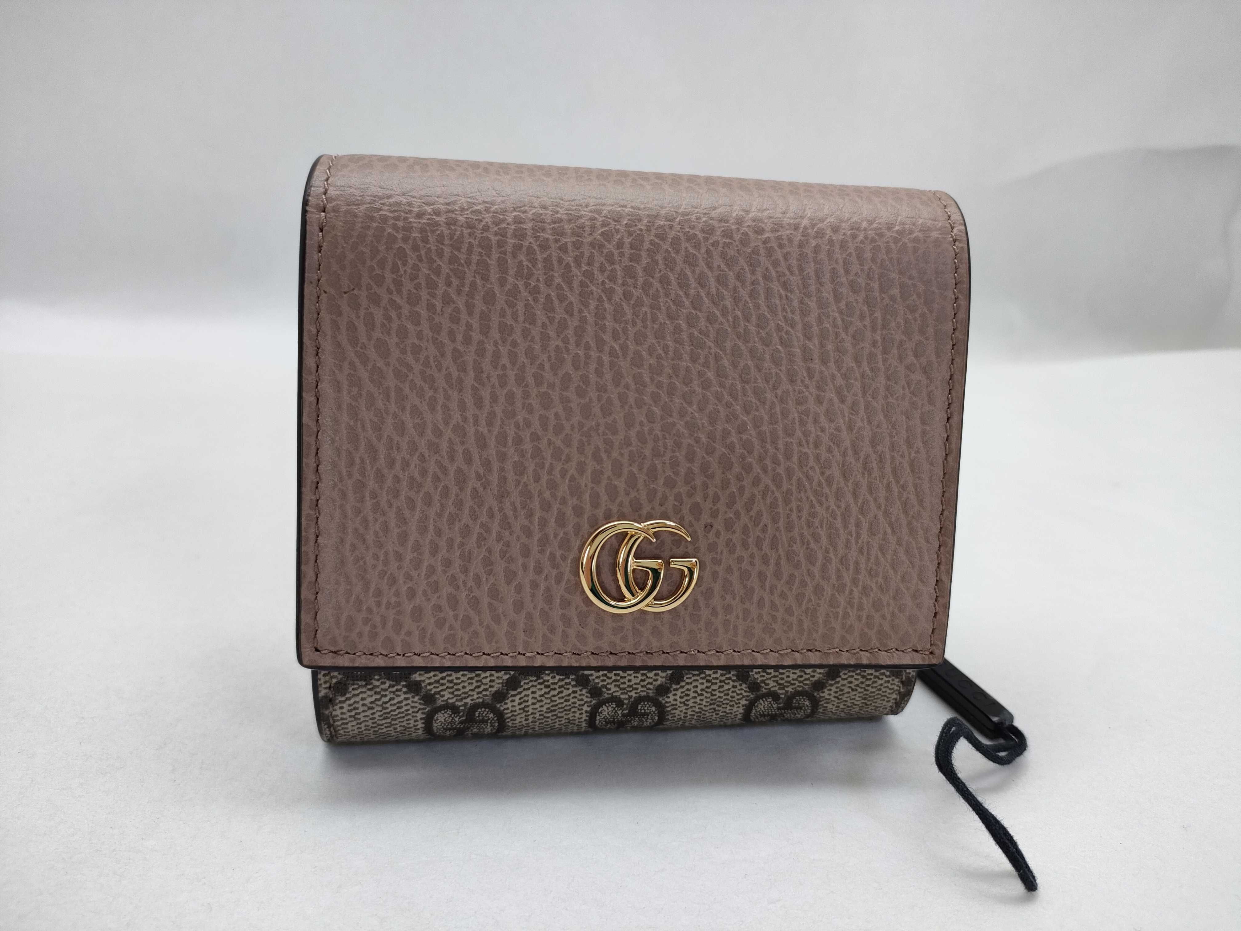 598587 0416 Bi-fold Compact Wallet, Unused