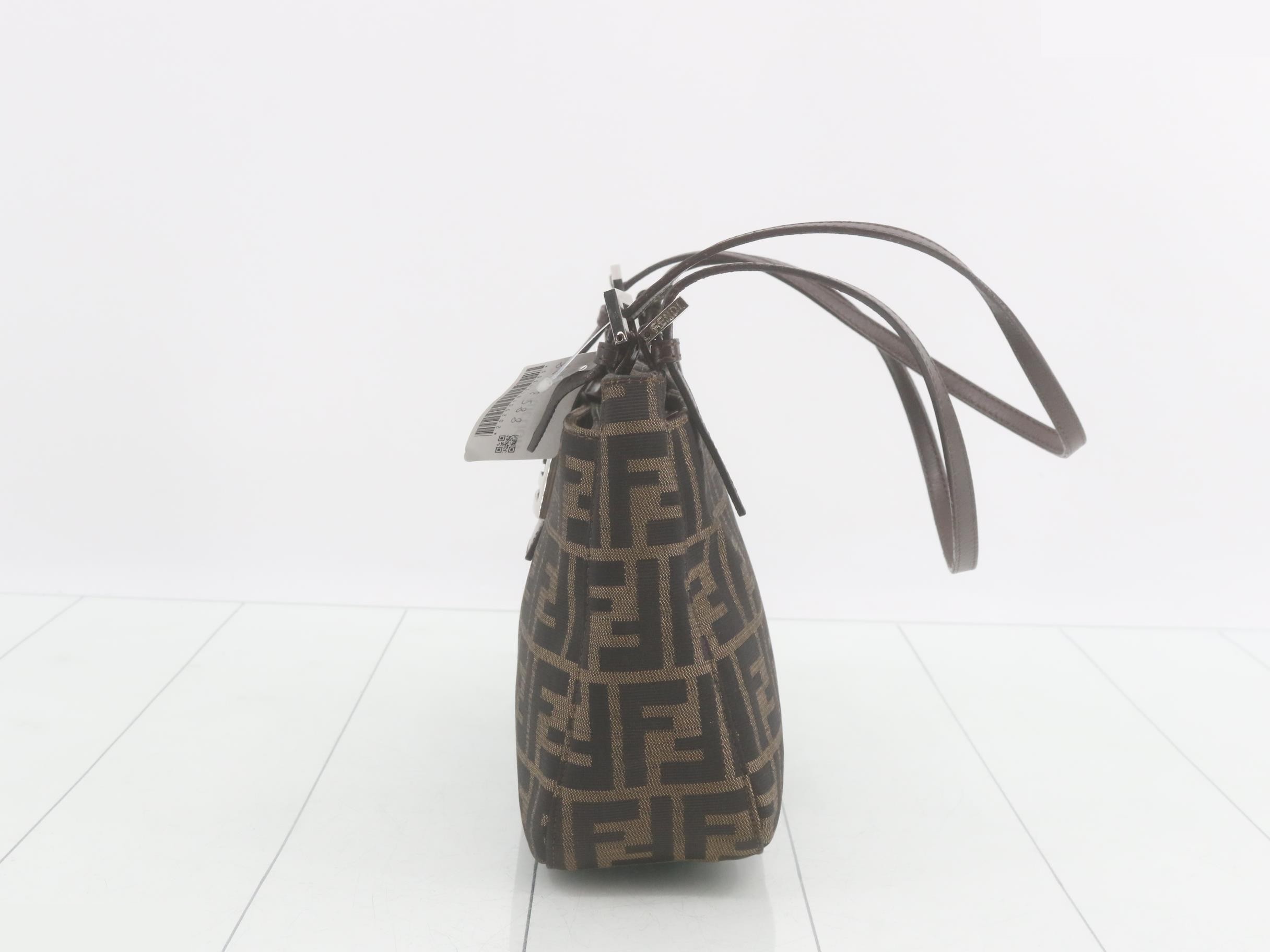ZUCCA (Bag) - Mamma Bucket Shoulder Bag — view 3