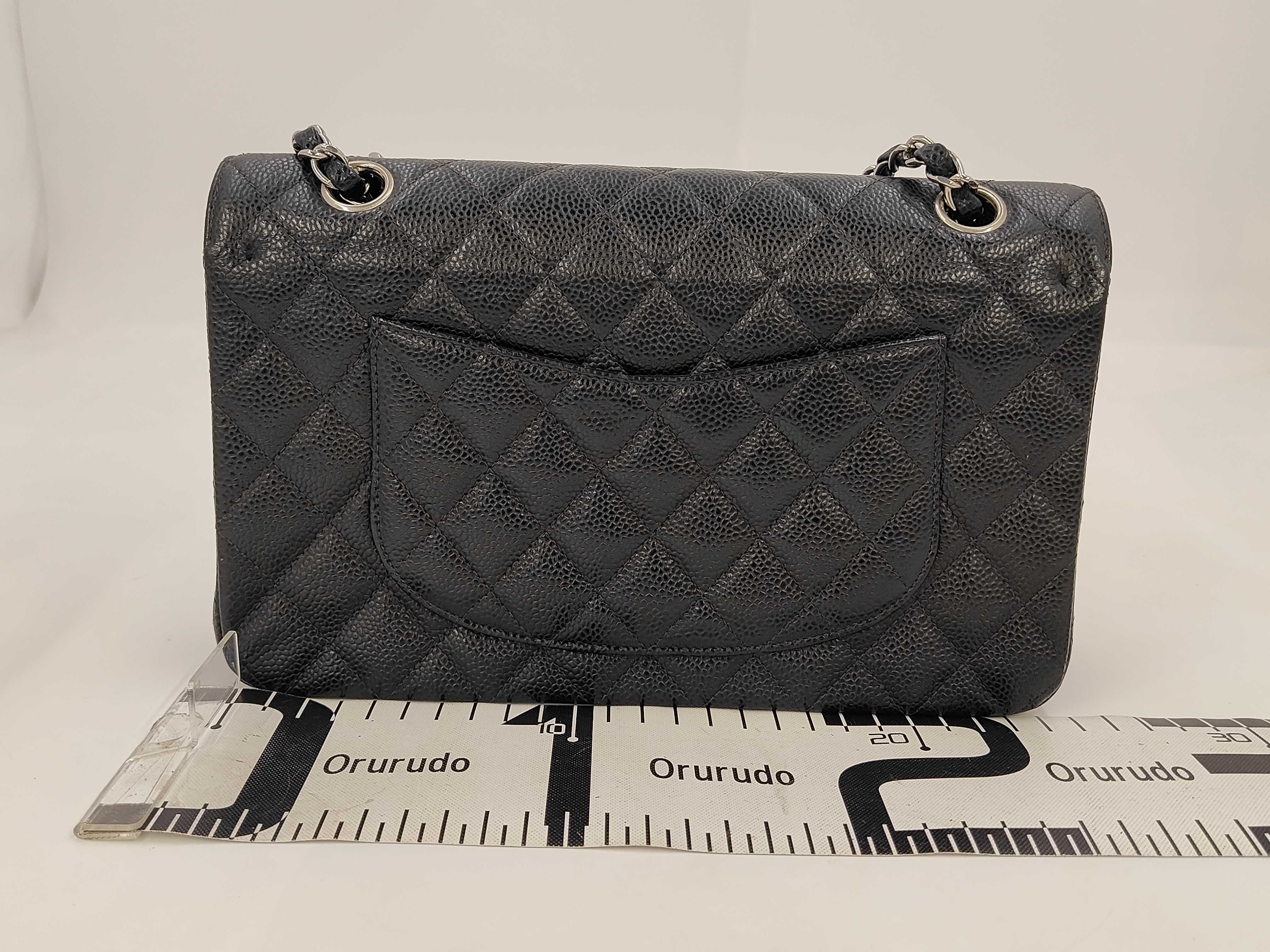 Caviar Matelassé 25 Shoulder Bag — view 2