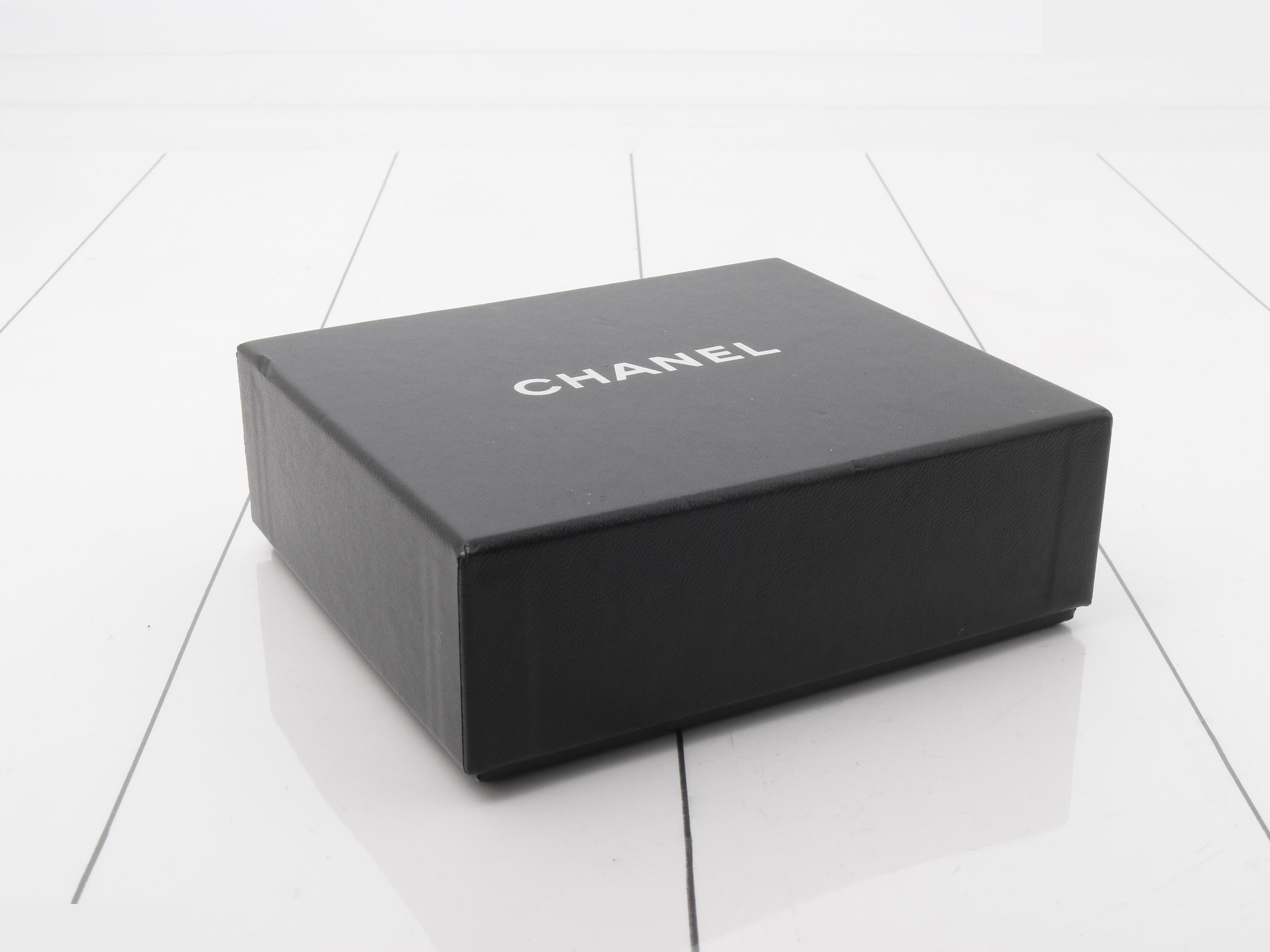 Caviar Skin Folding Wallet — view 5