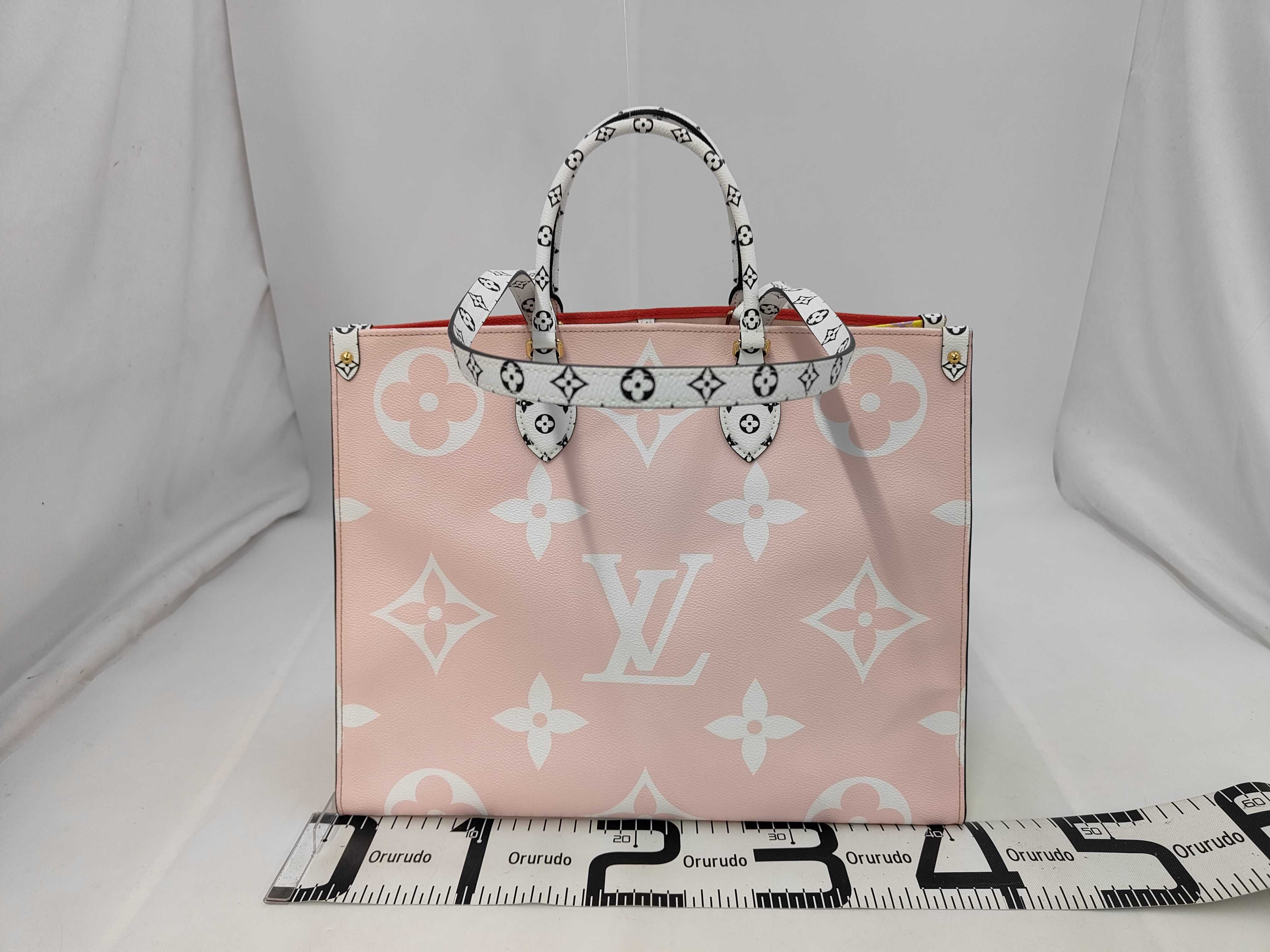 Other lines Bags Monogram Giant OnTheGo GM Tote Bag — view 2
