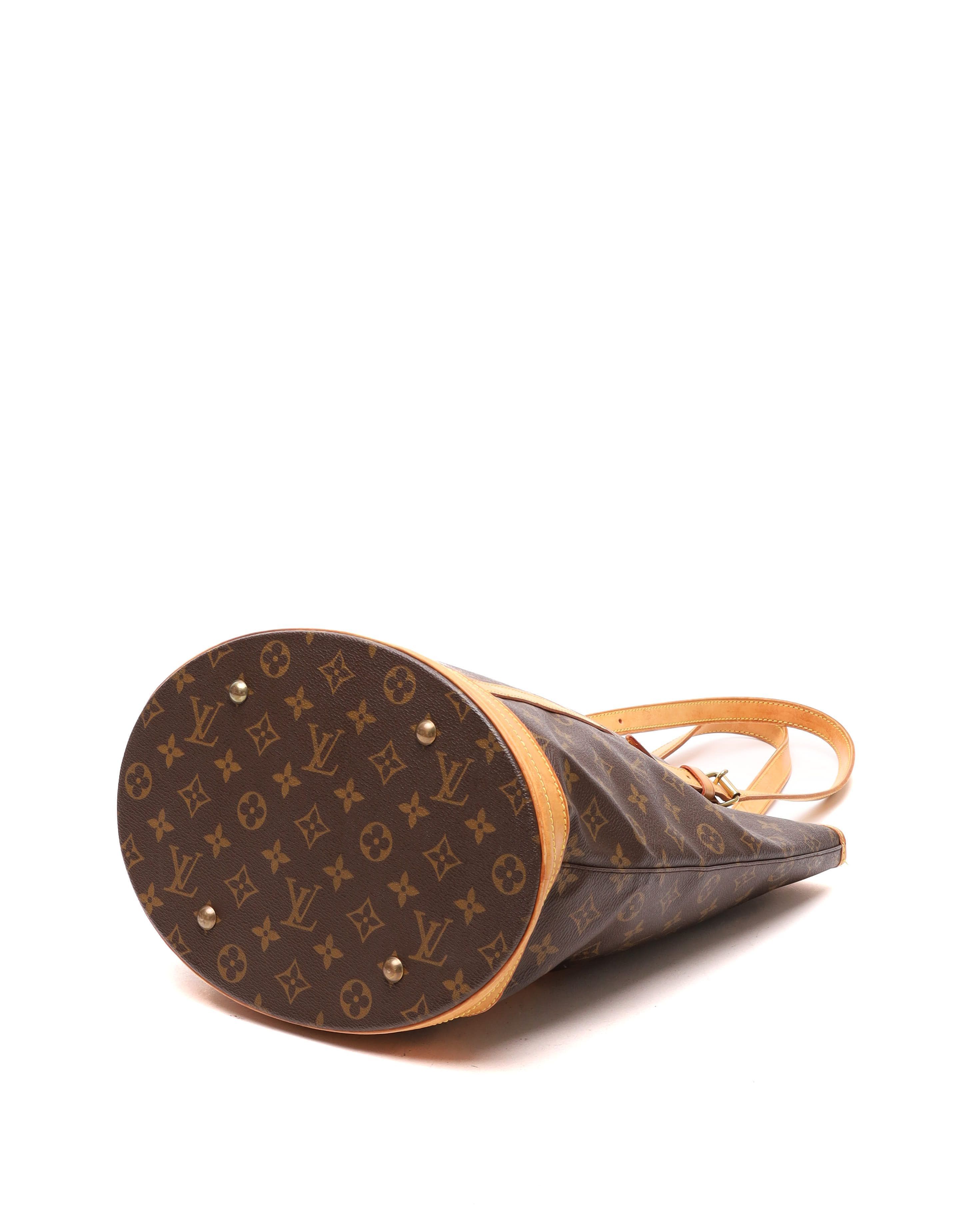 Bucket GM, Monogram — view 5
