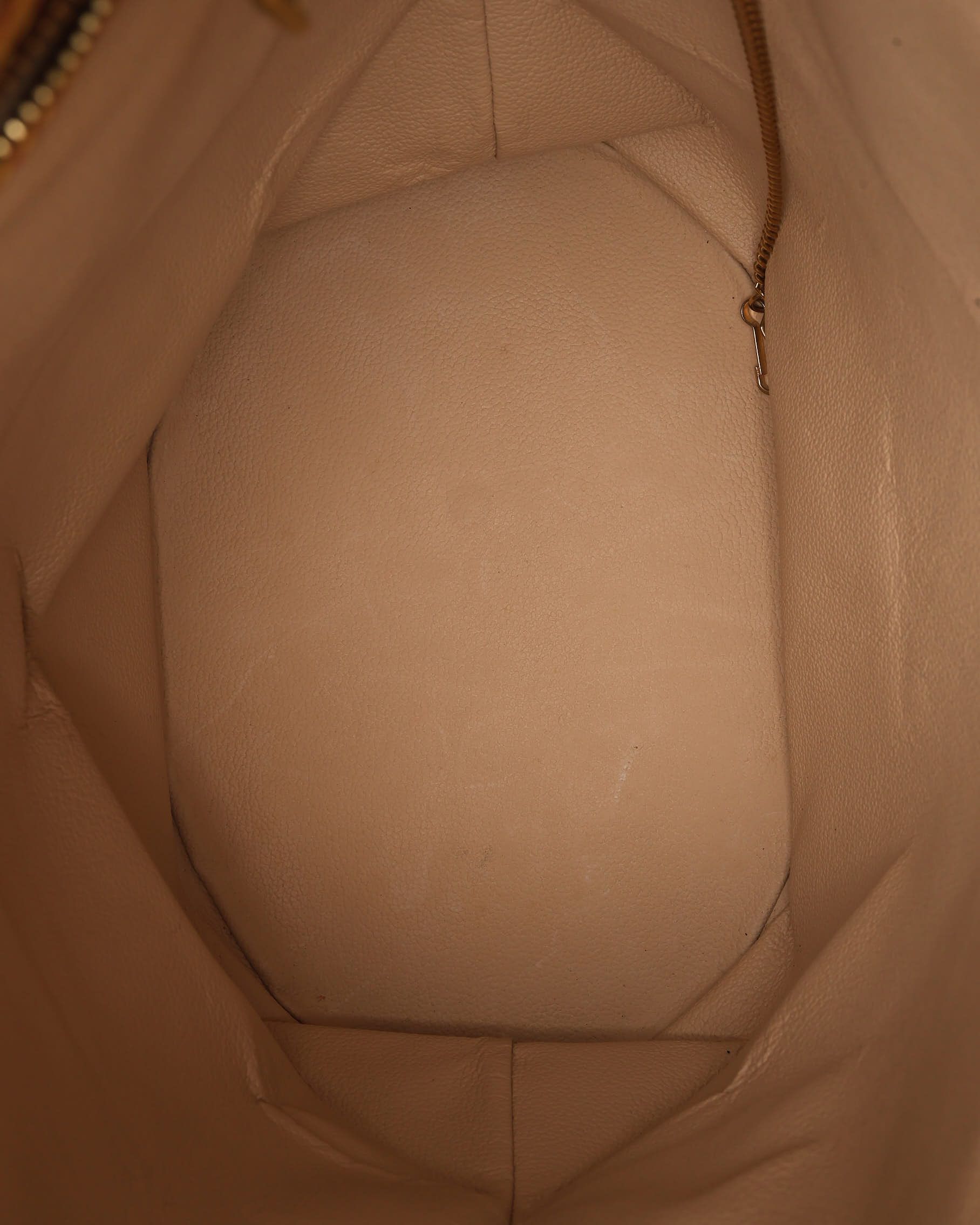Bucket GM, Monogram — view 8