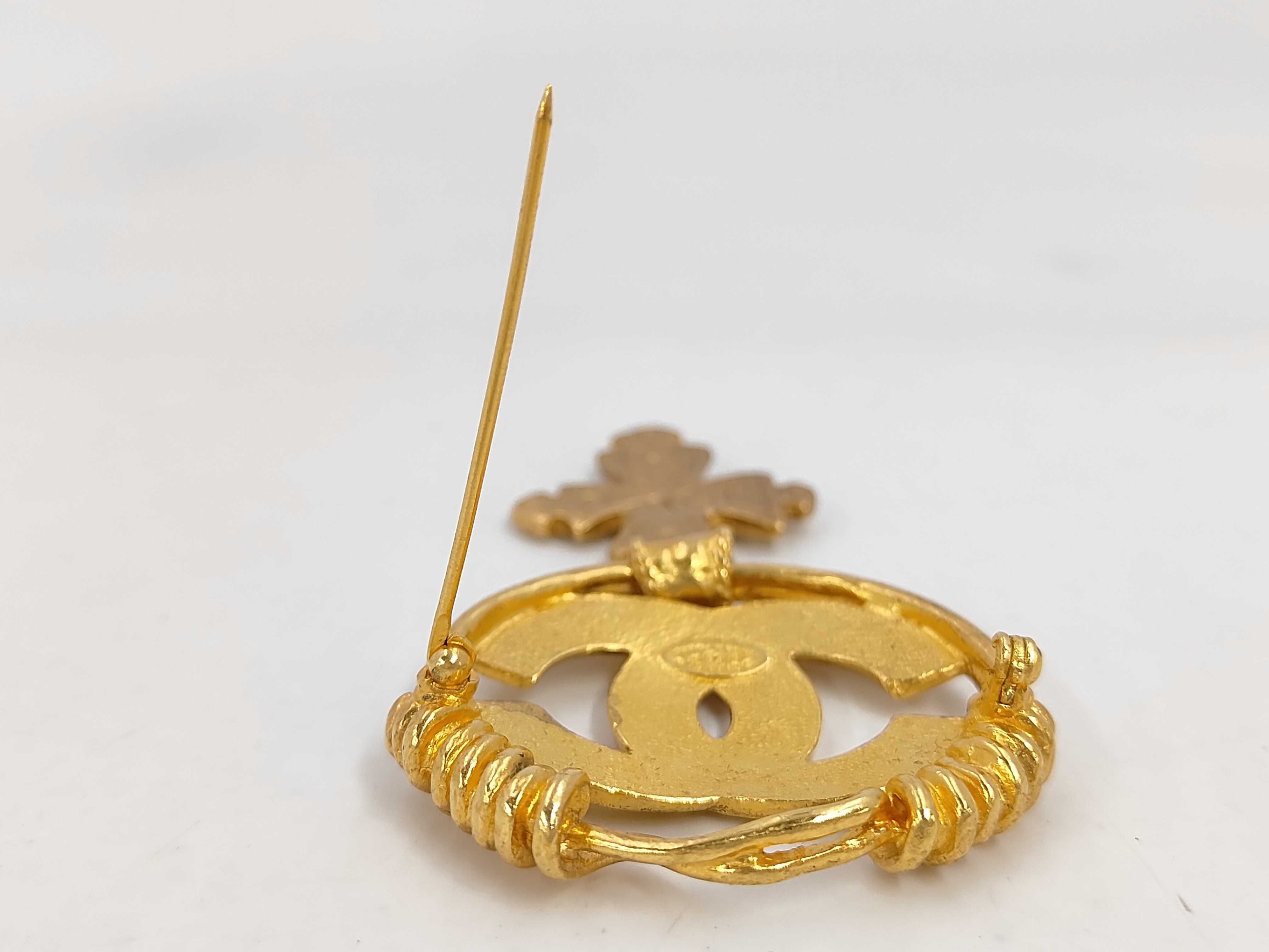 94P Brooch, 21.6g — view 4