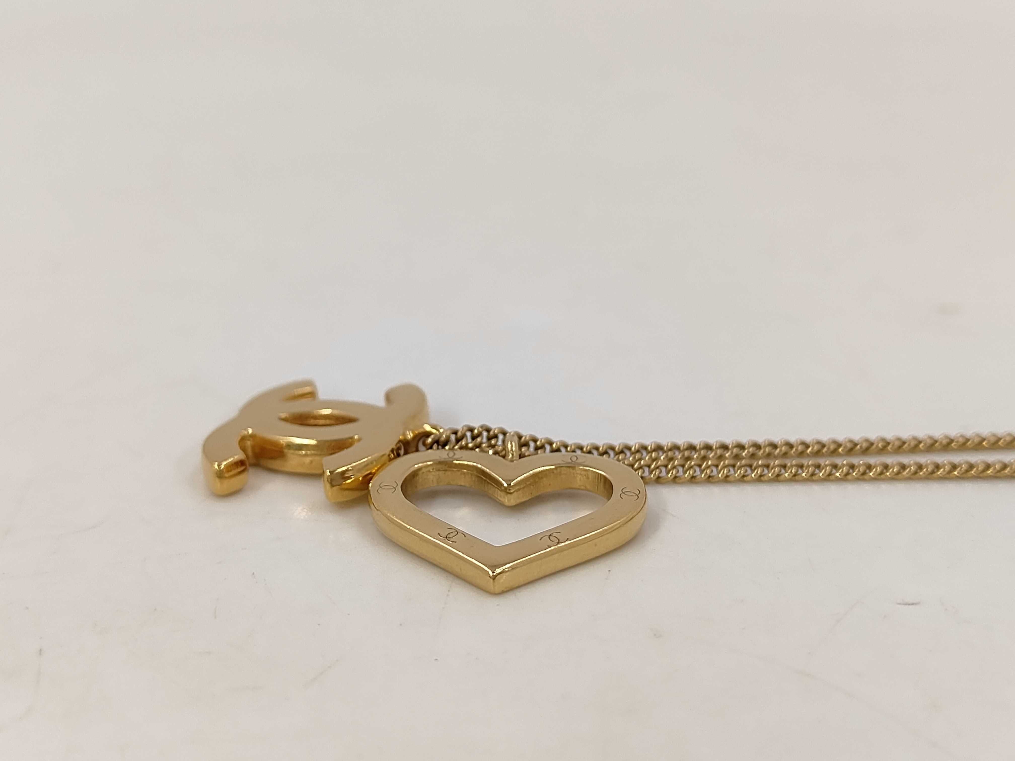 Coco Mark Chanel Coco Heart Gold Necklace — view 3