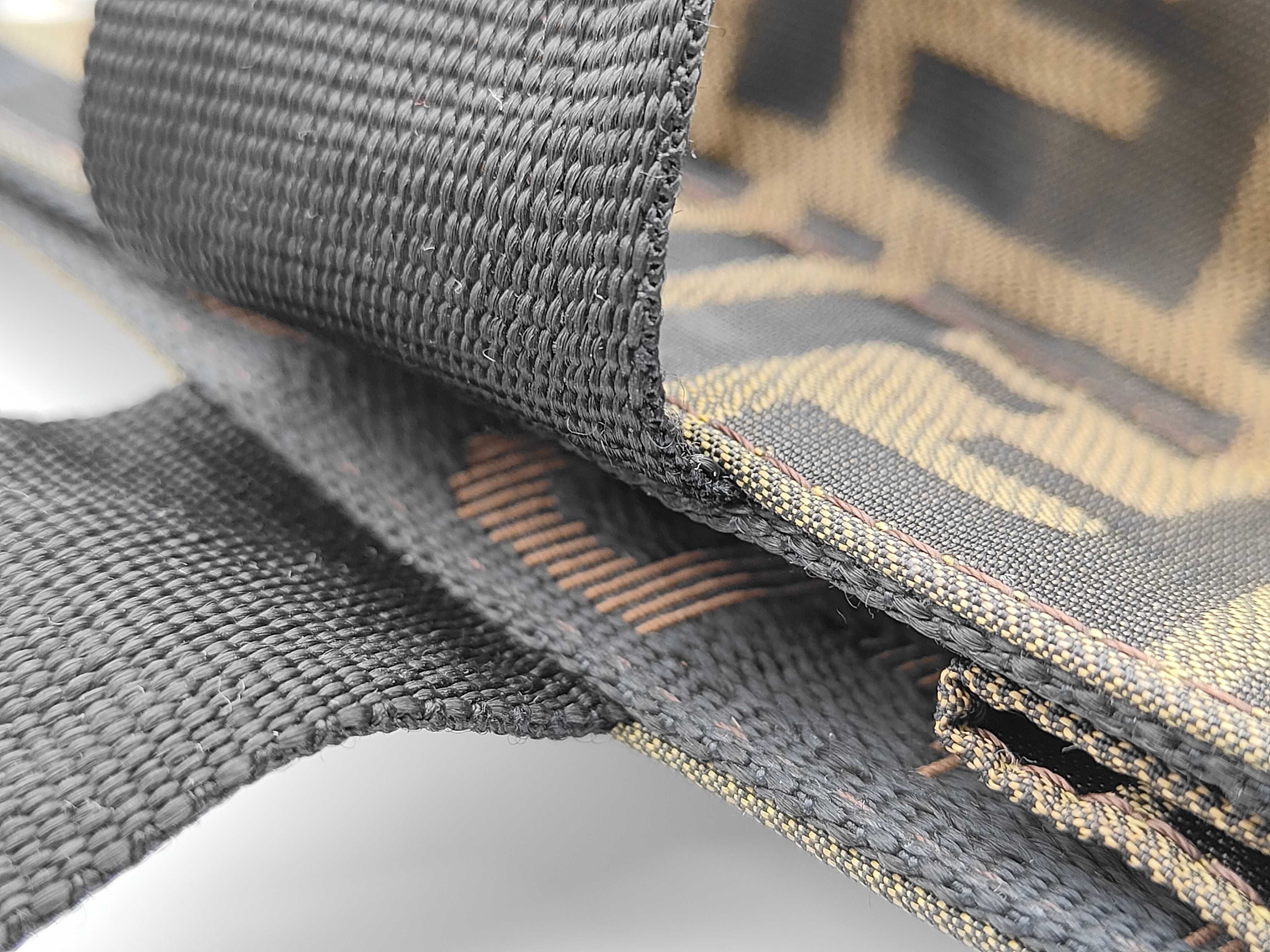 Zucca pattern 2119 canvas x leather handbag (with tears) — view 5