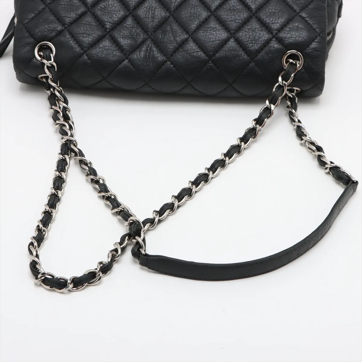 Matelasse Leather Single Flap Double Chain Bag Black 21297332 21s — view 5