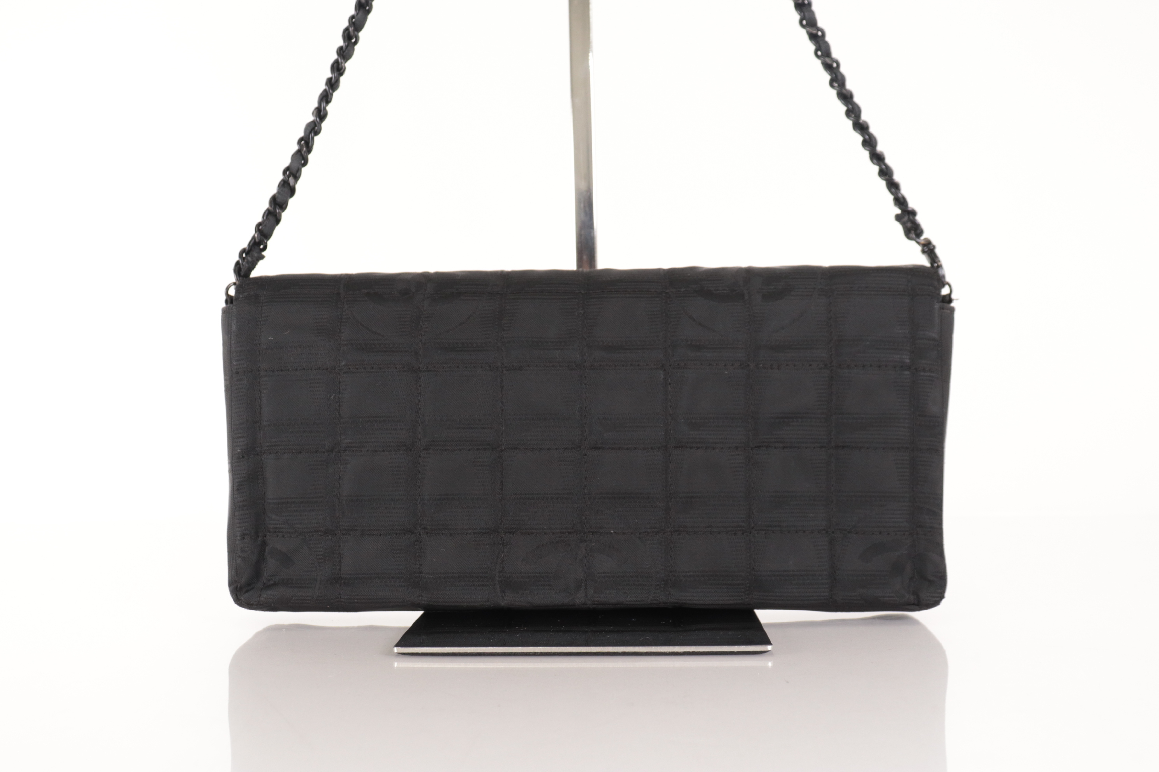 New Travel Nylon Chain Shoulder Bag (Series 6) — view 3