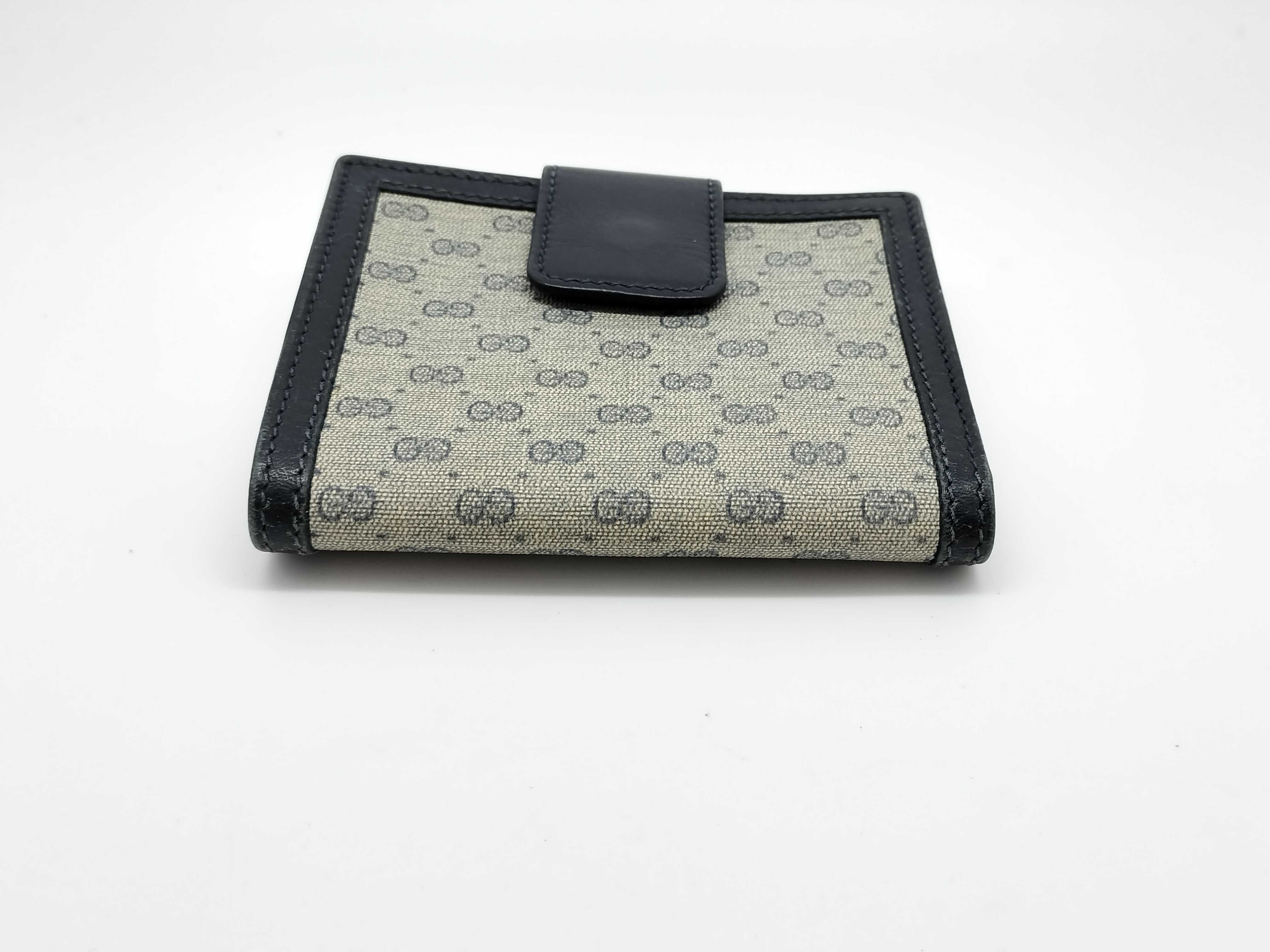 Old Gucci Micro GG Wallet — view 4