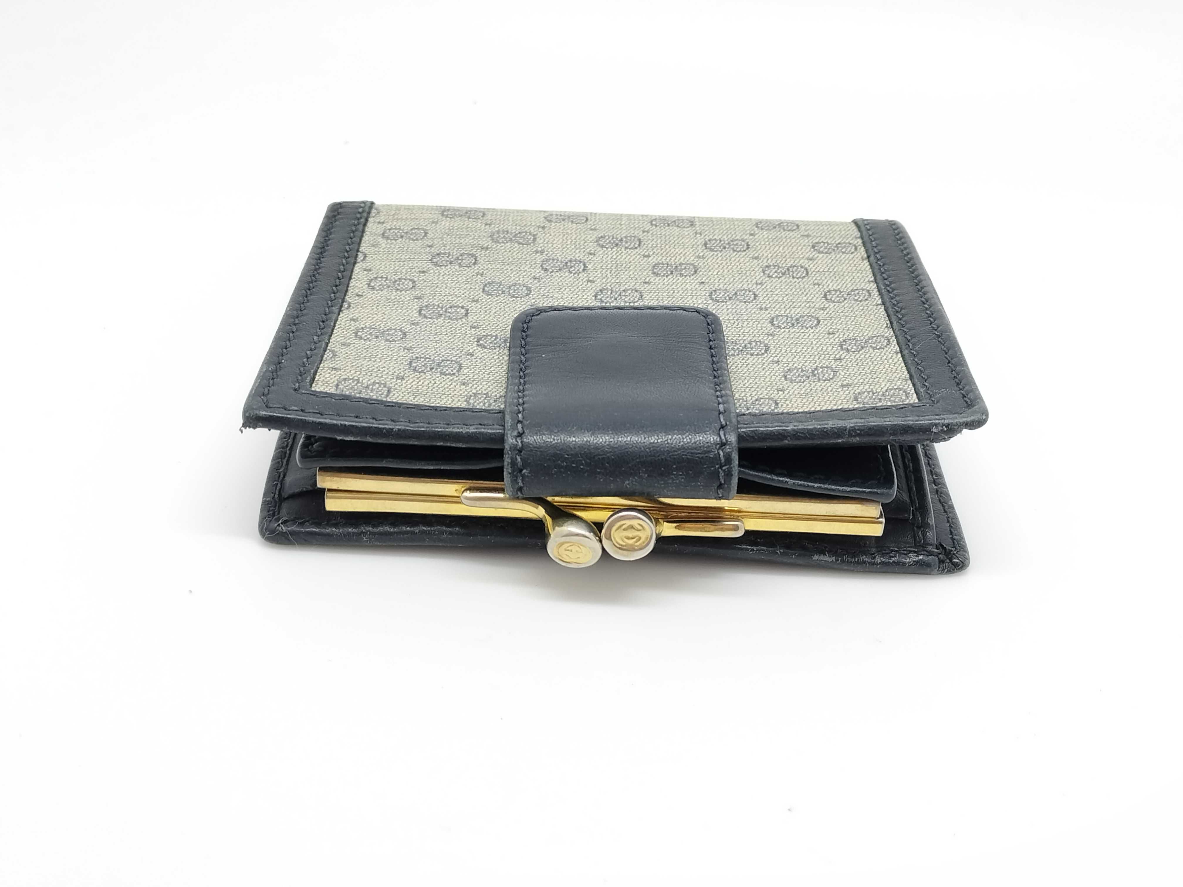 Old Gucci Micro GG Wallet — view 6