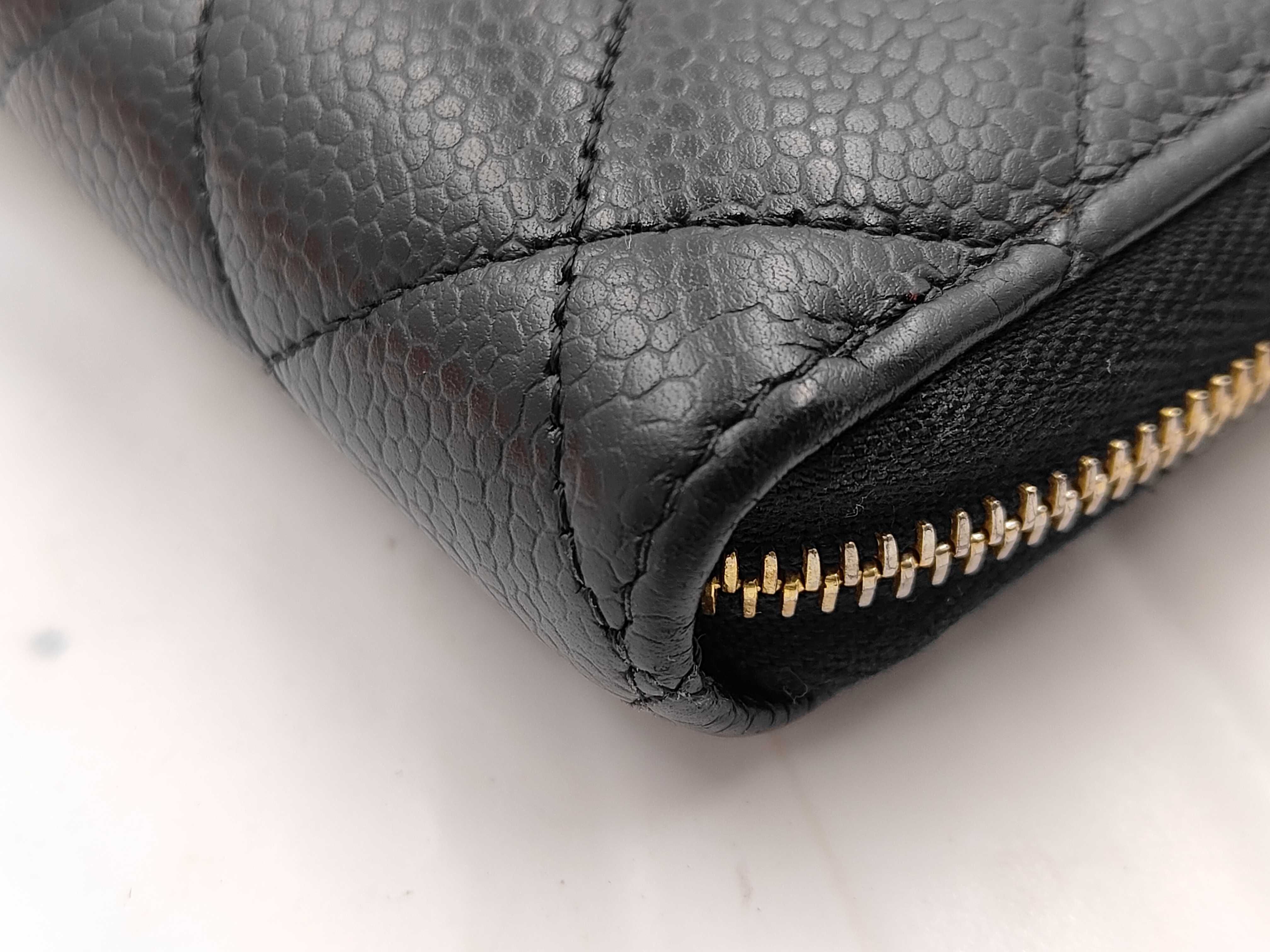 Caviar Skin Wallet, Black, Serial Number 31 — view 3