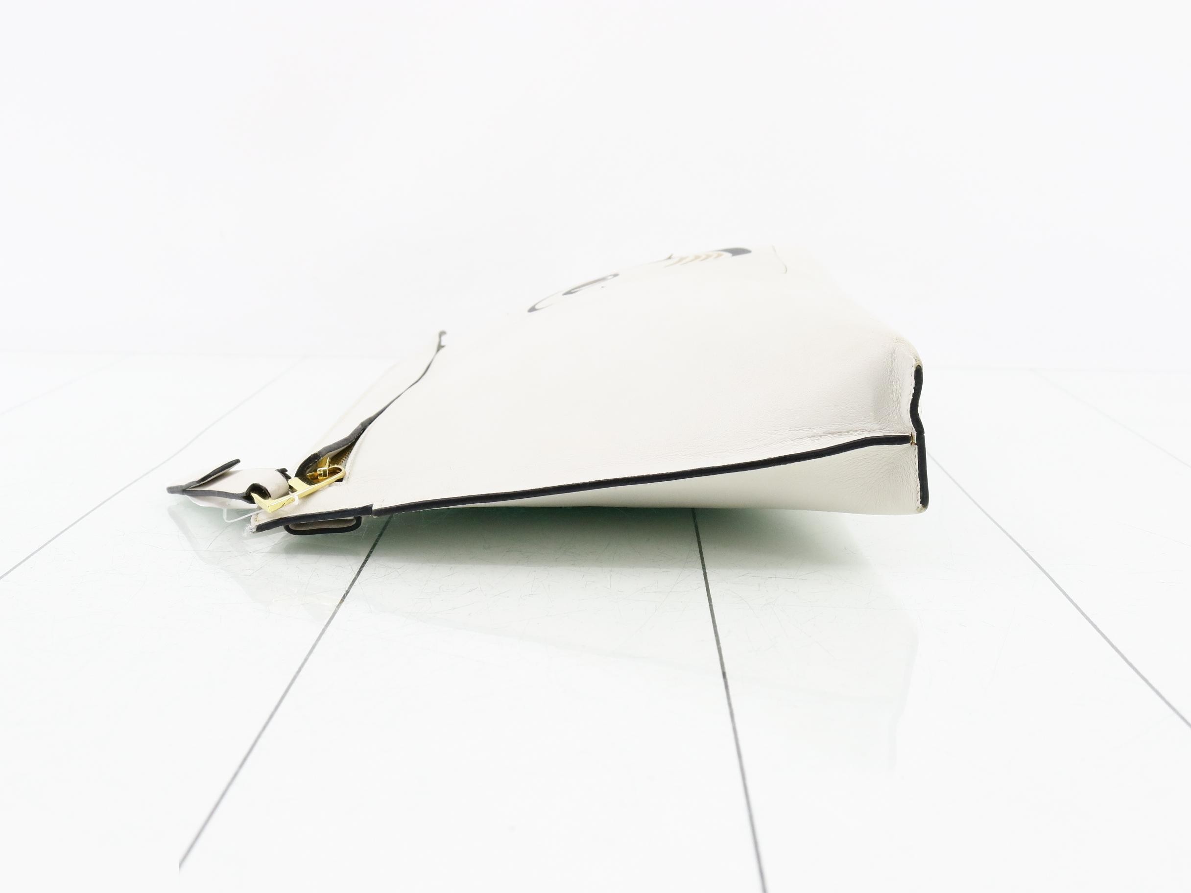 Anagram T Pouch Leather Cat Clutch Bag Second Bag — view 4
