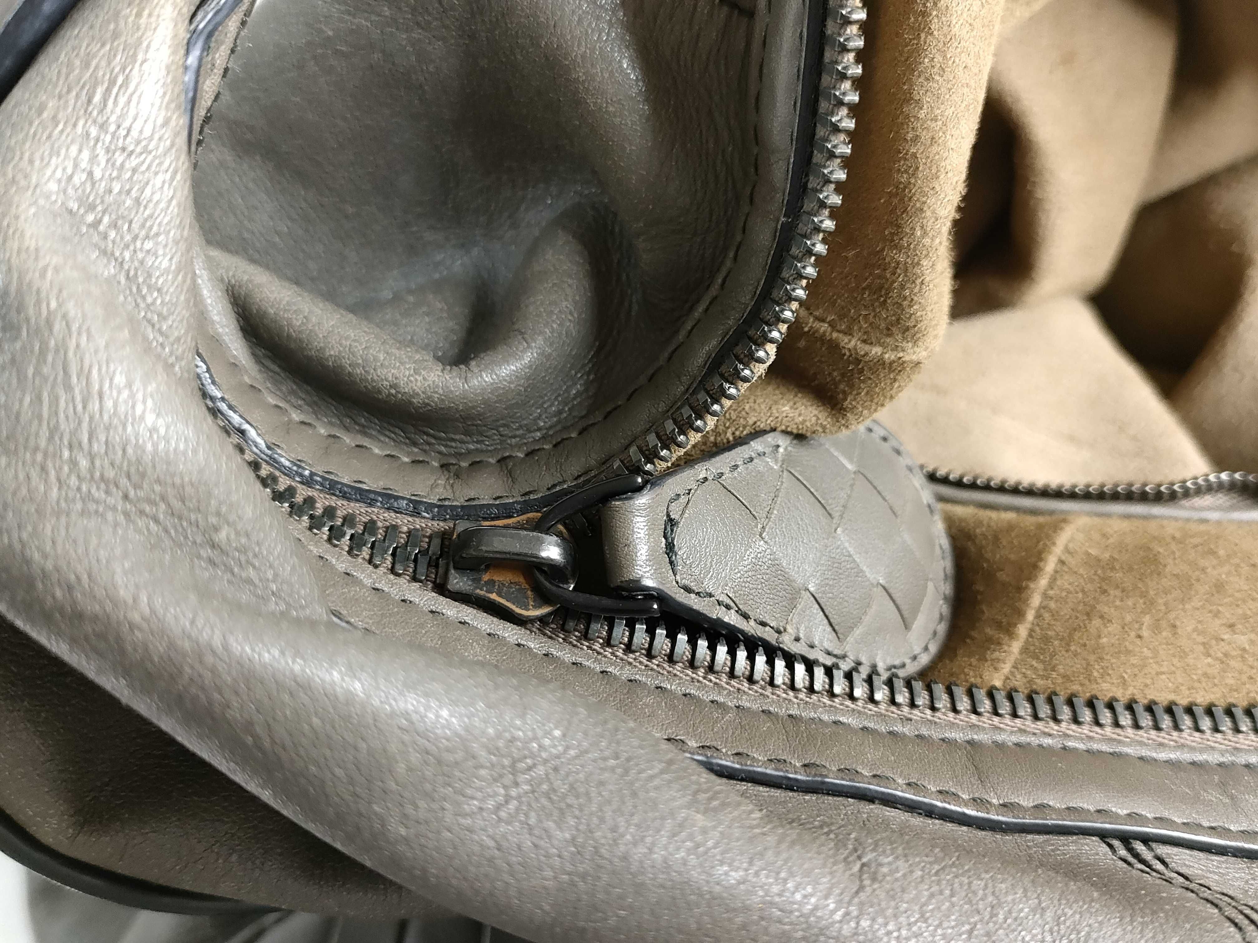 Intrecciato Leather Shoulder Bag — view 13