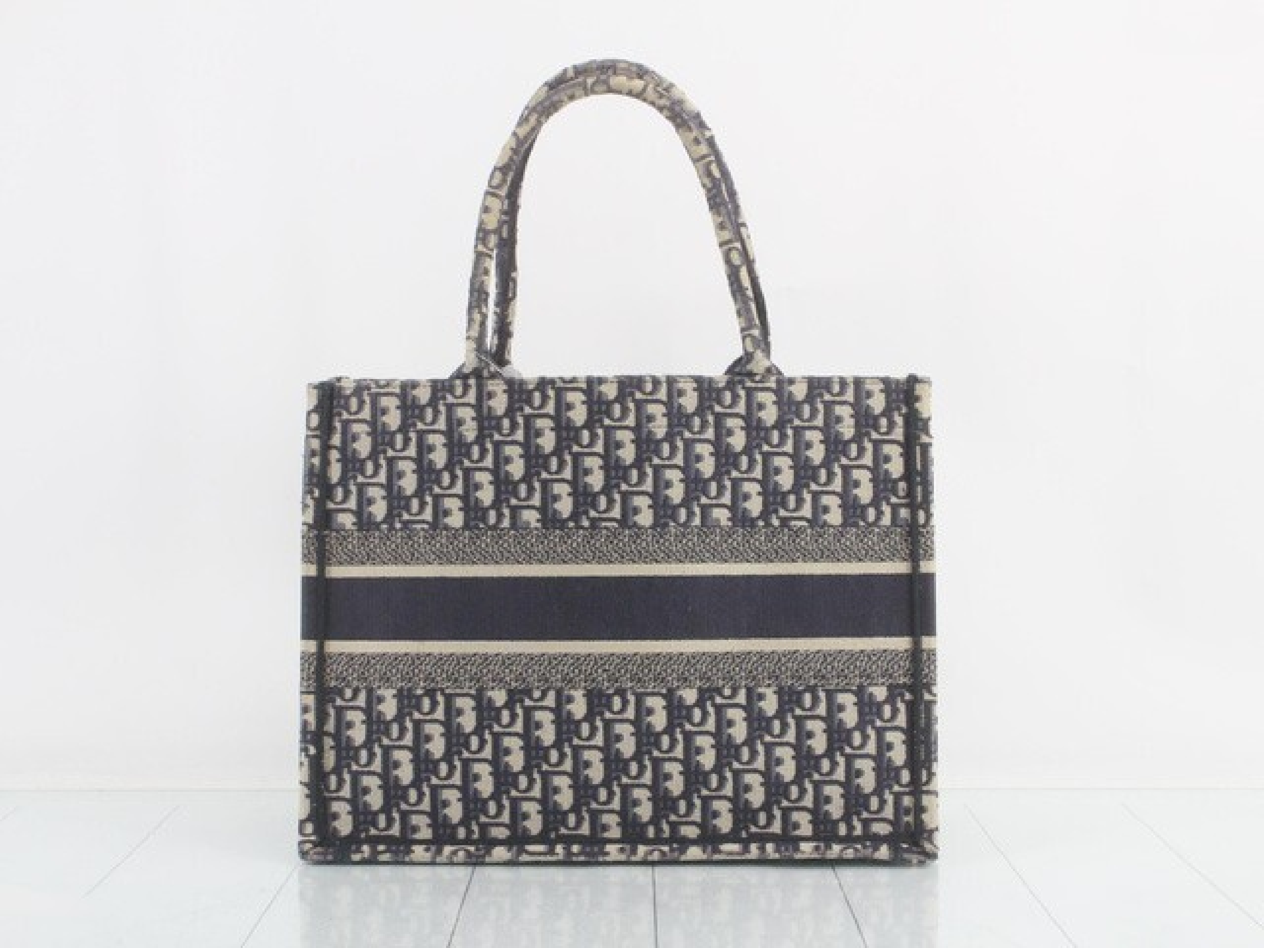 Book Tote Oblique Medium Tote Bag — view 2